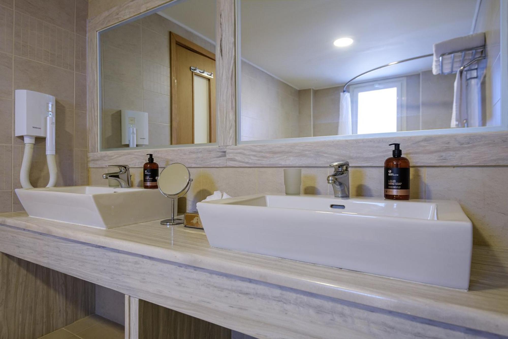 Appartamentino su 2 Livelli con Piscina Privata