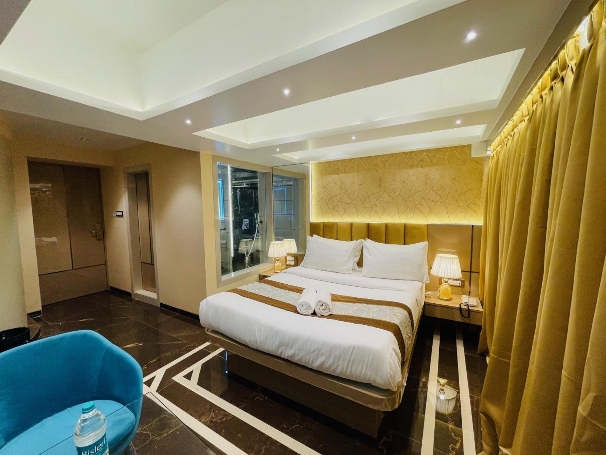 Standard Suite