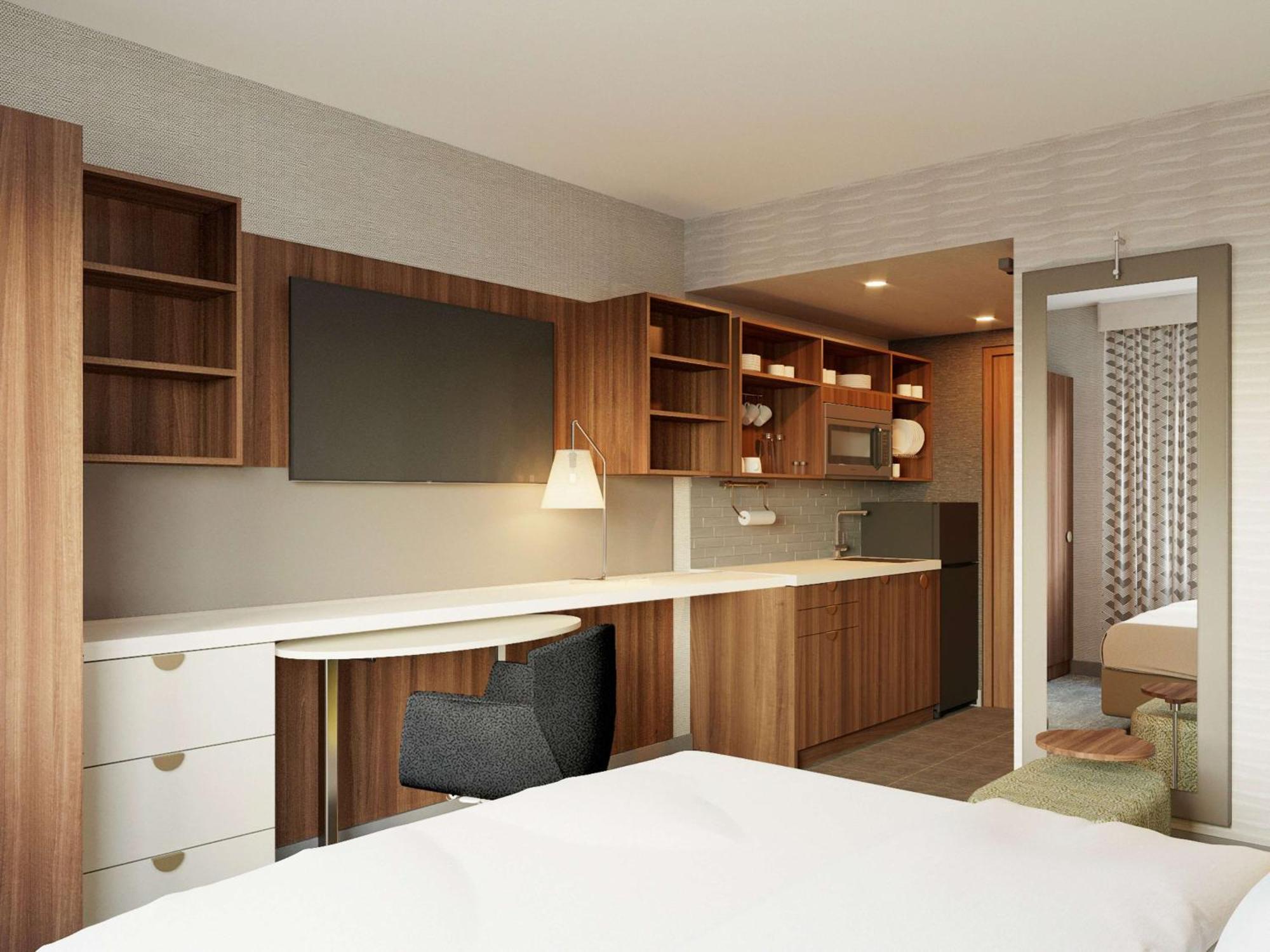 Queen Studio Suite