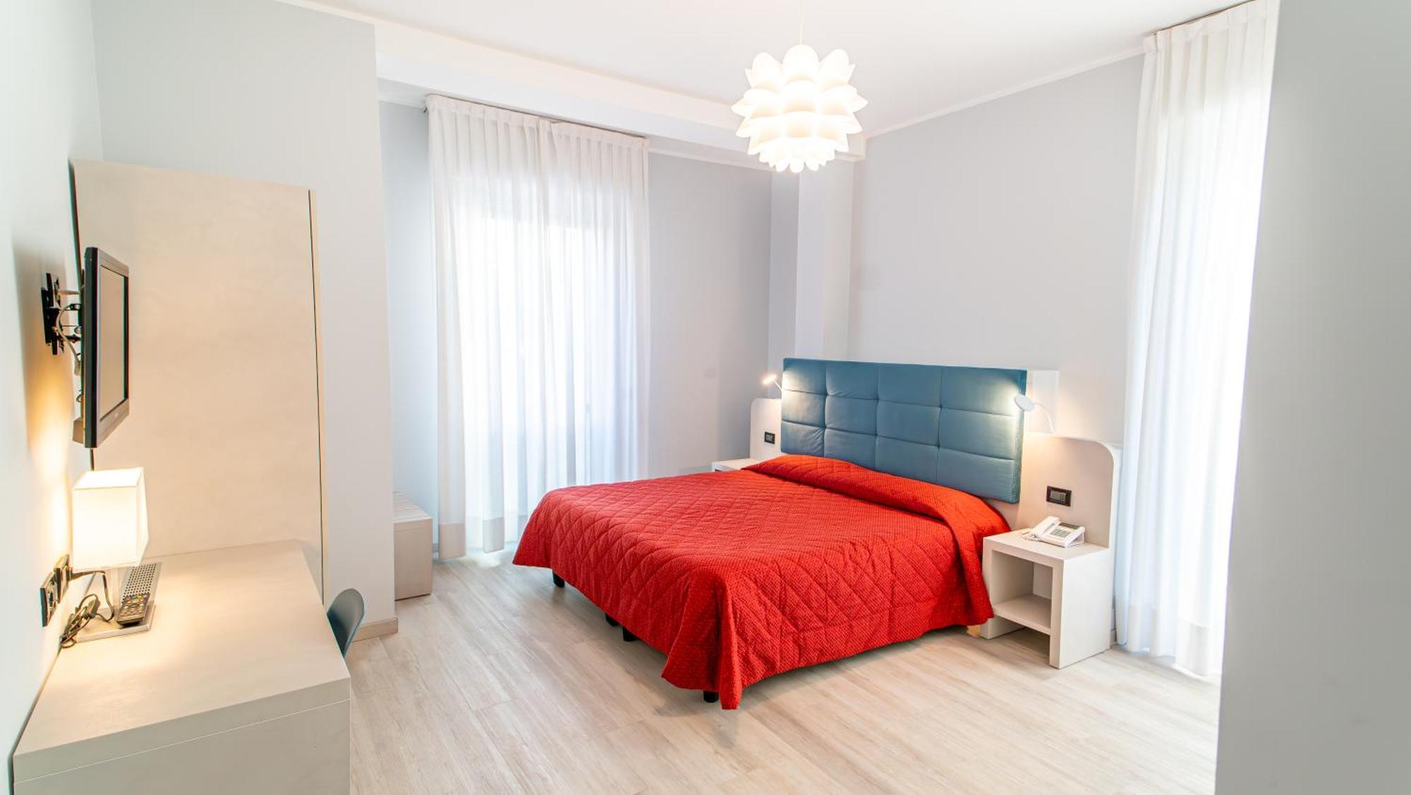 Standard Double Room,1544773387:JPEG