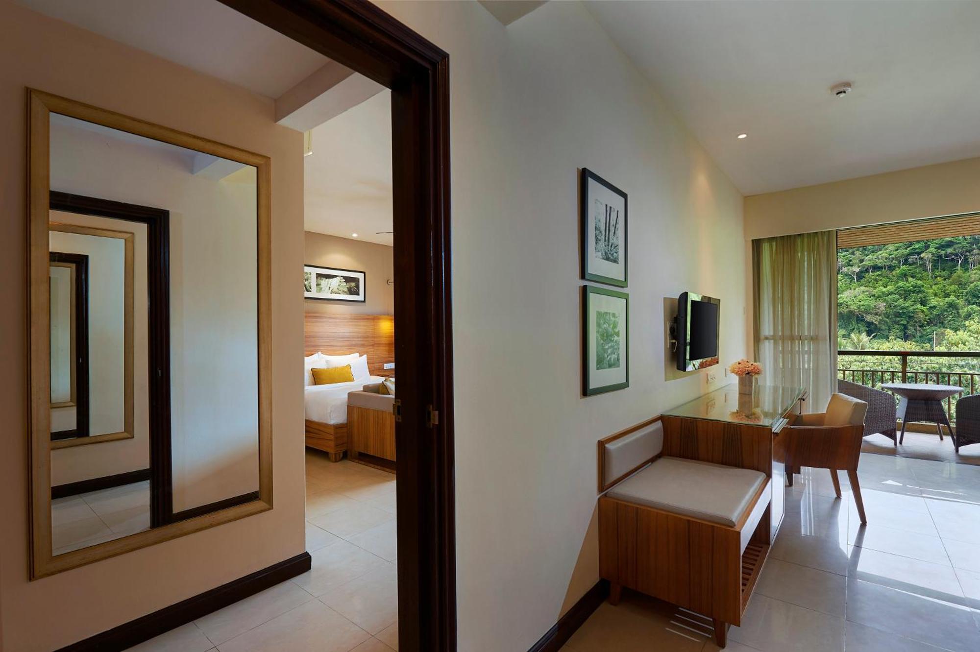 Two Bedroom Hillview Deluxe
