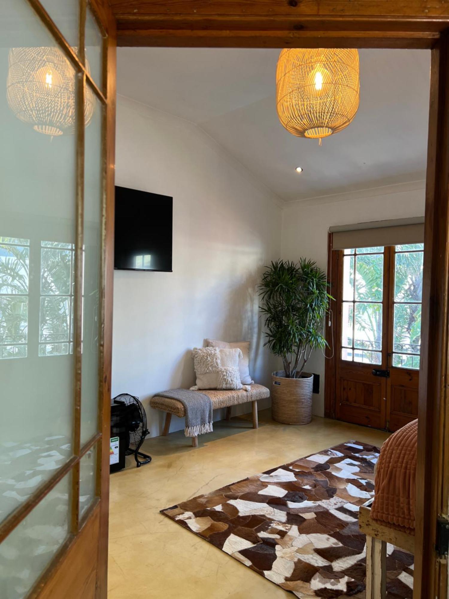 Comfort King Room