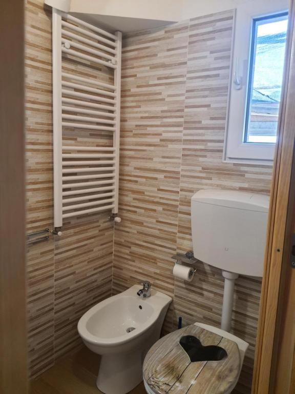 Double Room Private Bathroom