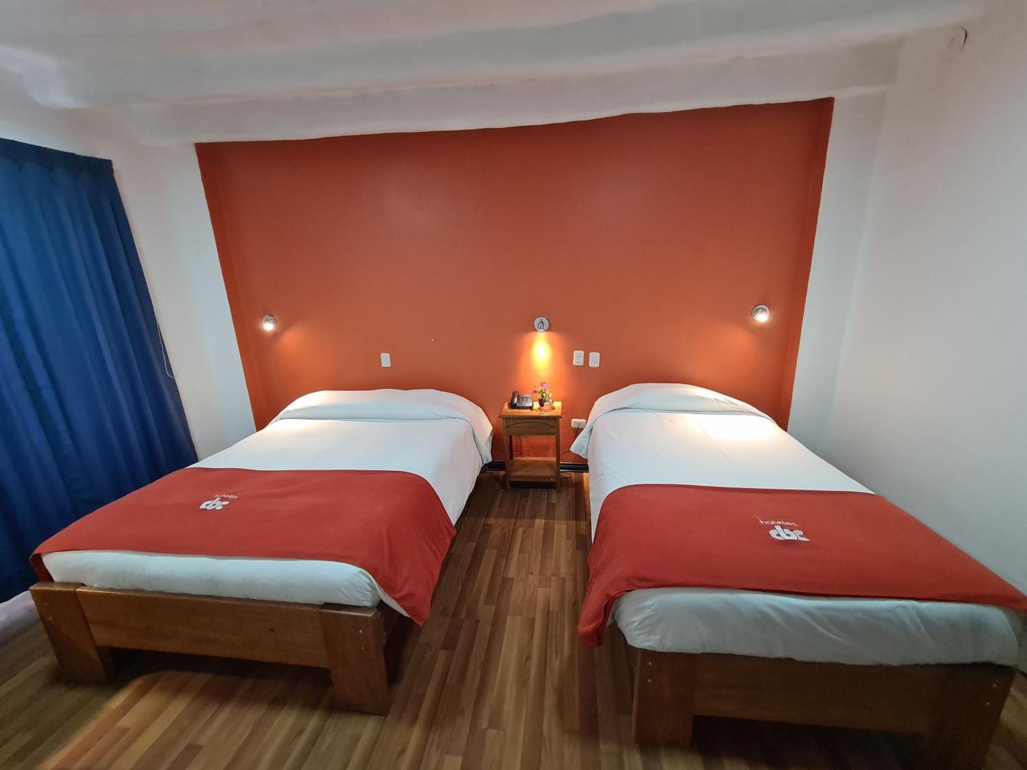 Twin Room Private Bathroom