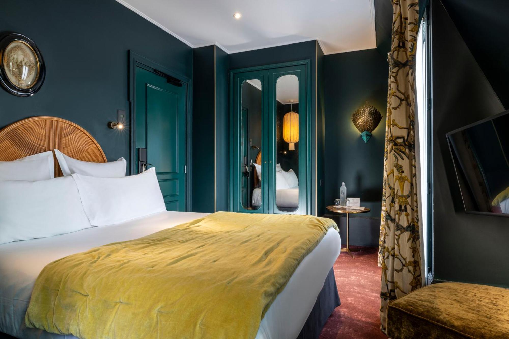 Boudoir room
