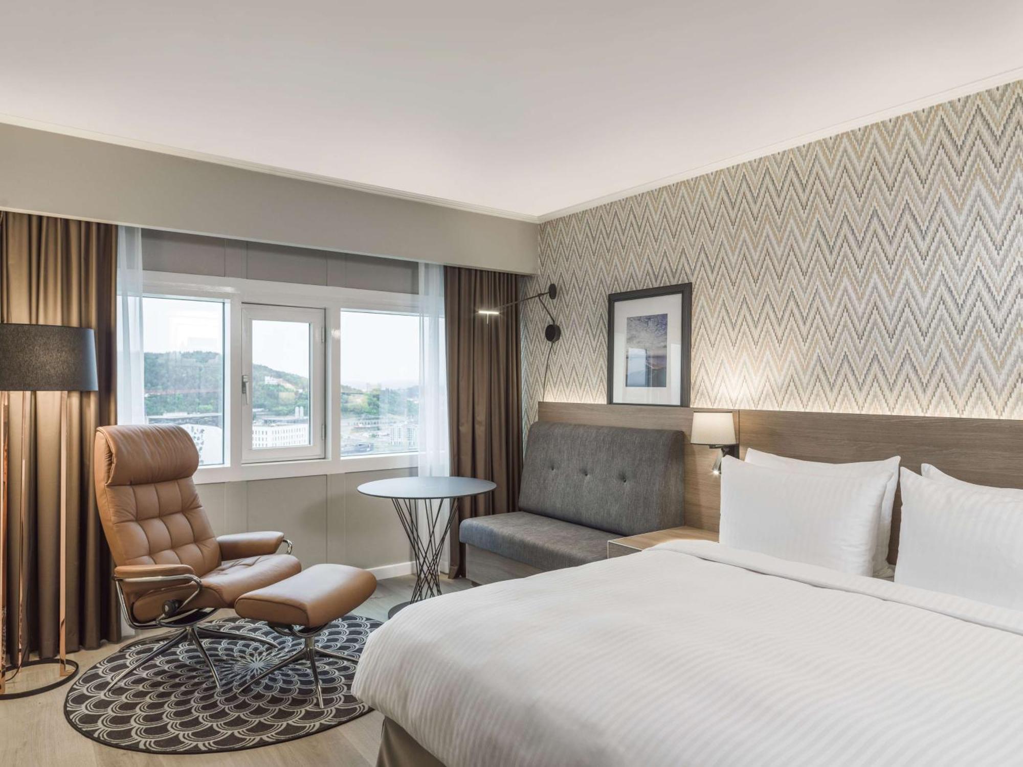 Quarto Premium com Vista Panorâmica da Cidade