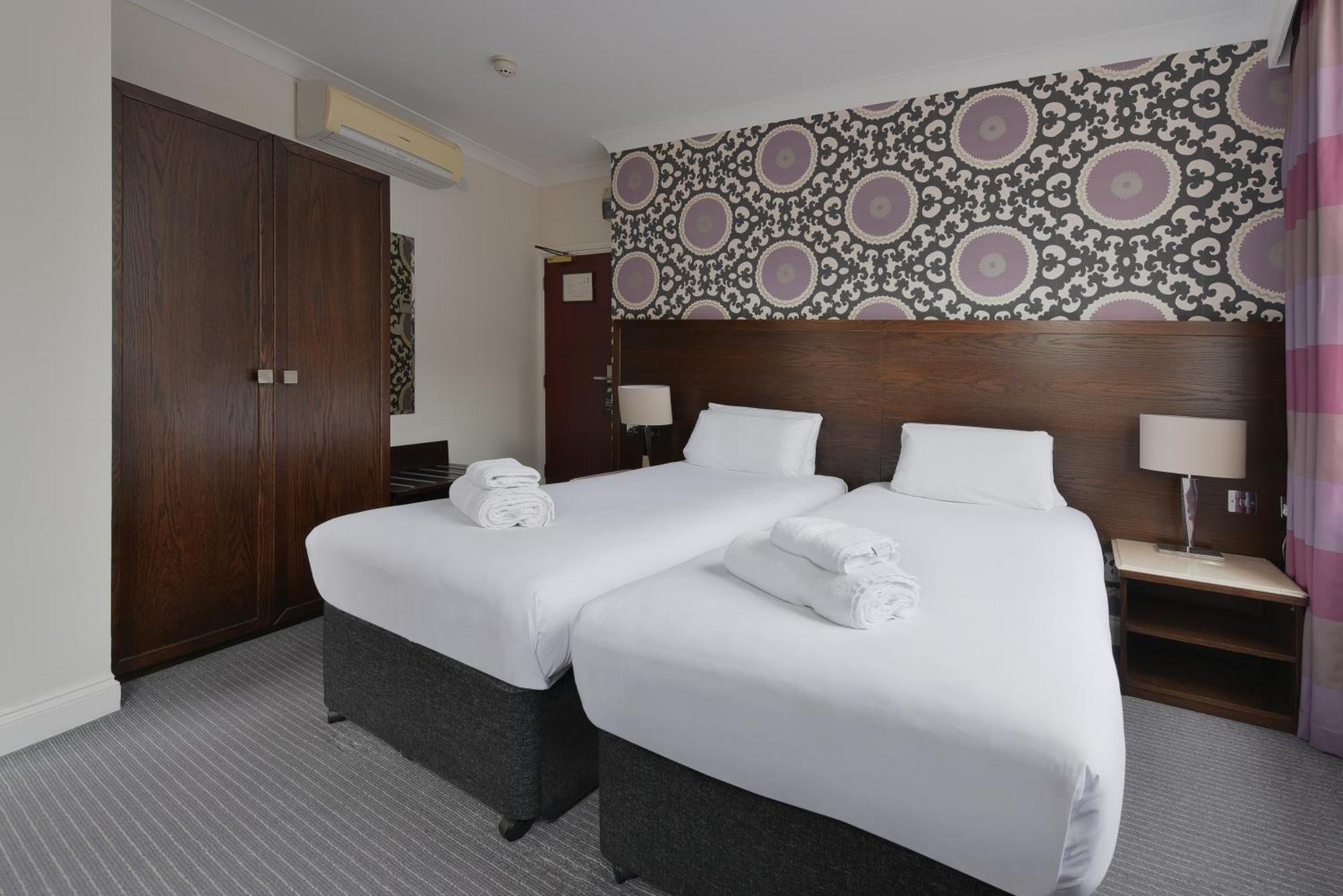 Superior Double or Twin Room Optional extra Bed,1545707857:JPEG