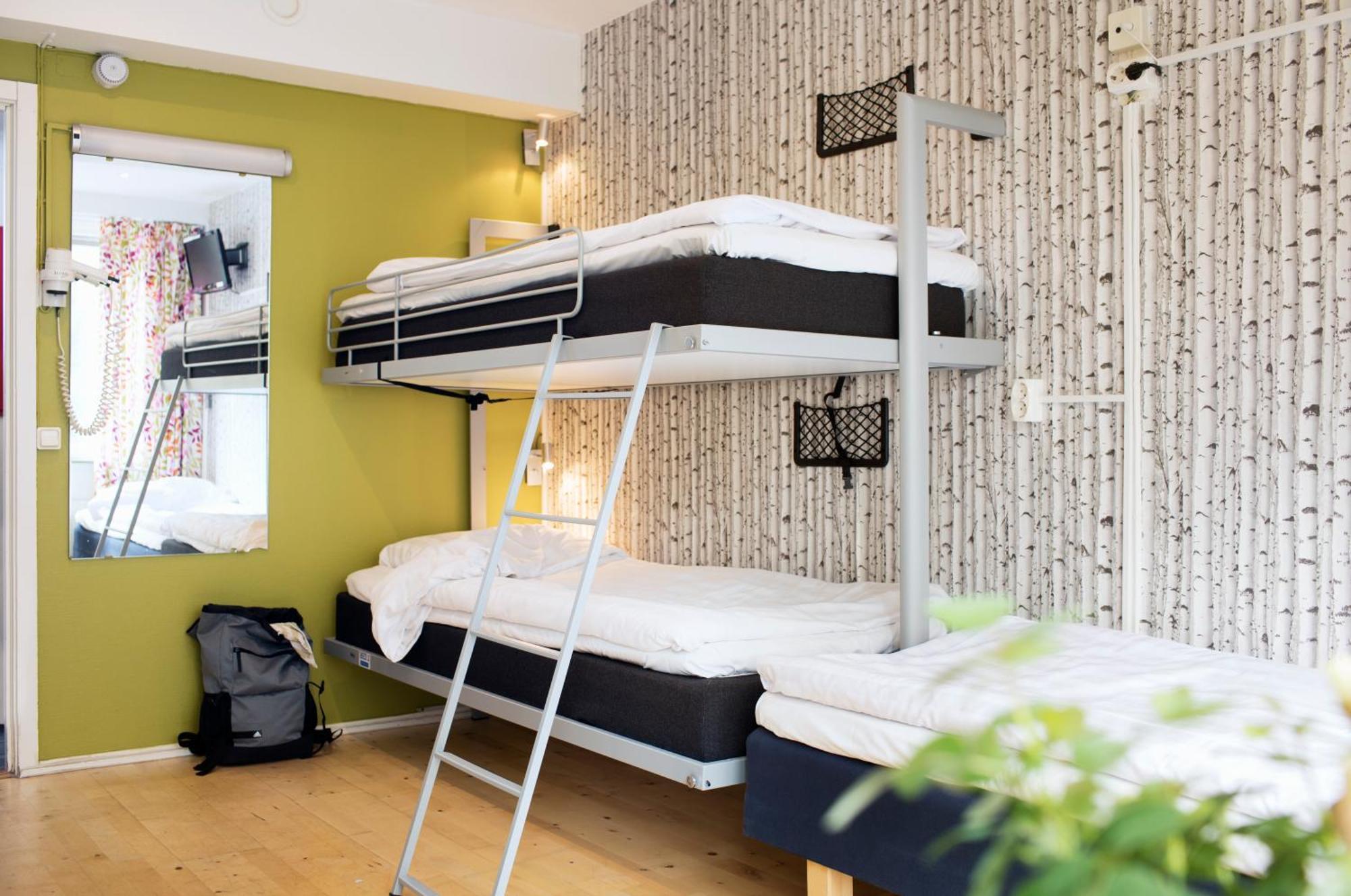 Bed 6-Bed Mixed Dormitory Room