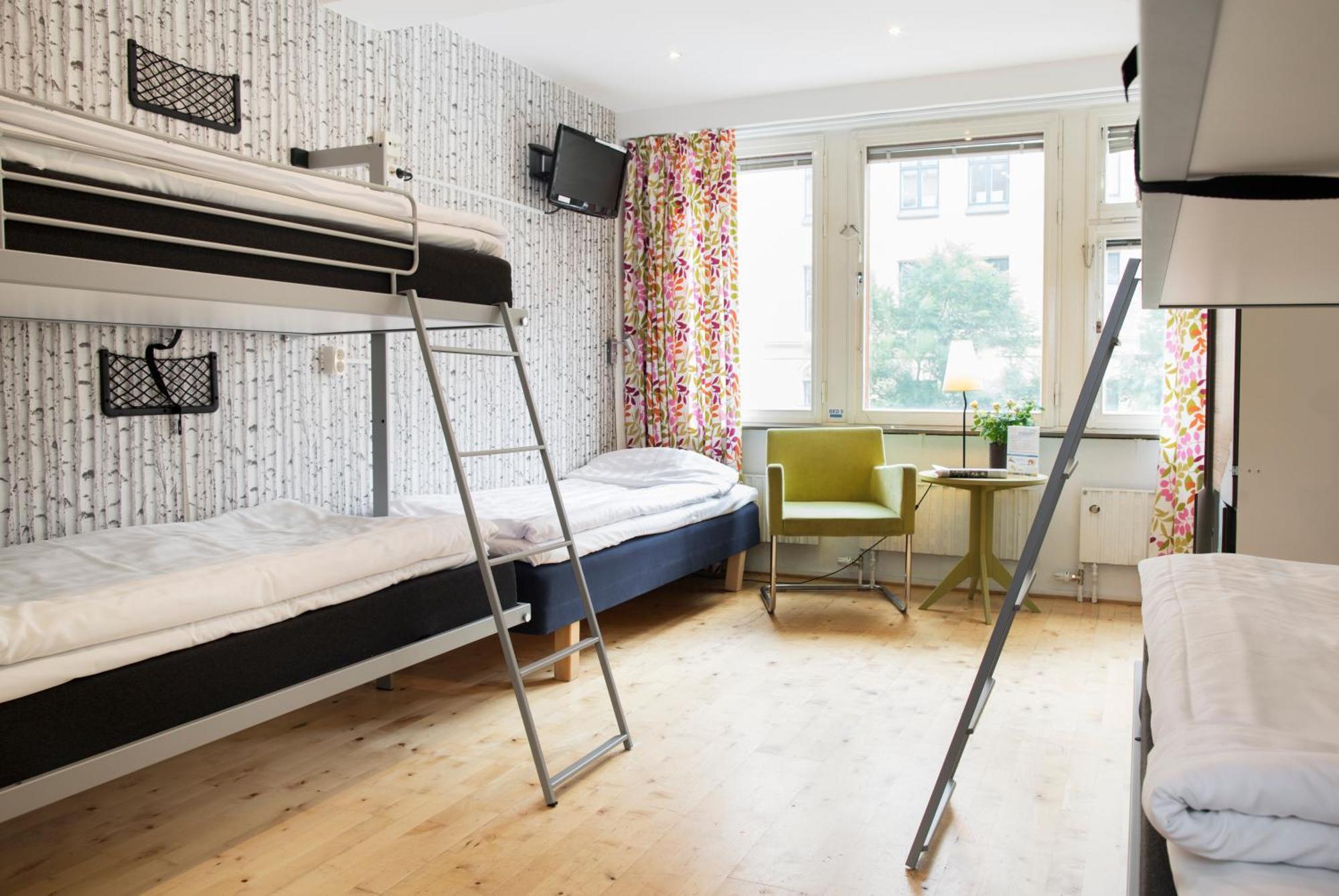 Bed 6-Bed Mixed Dormitory Room