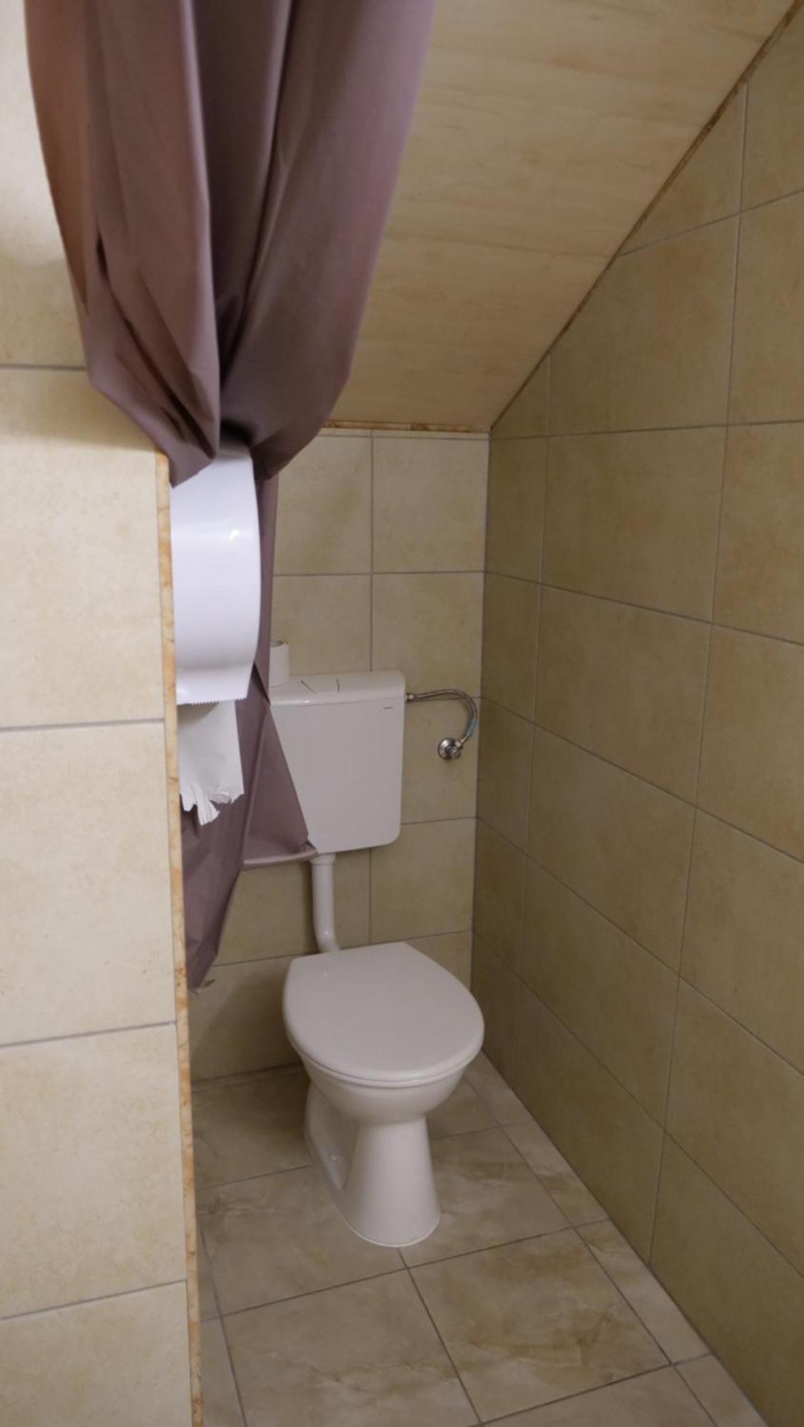 Triple Room,1546044238:JPEG