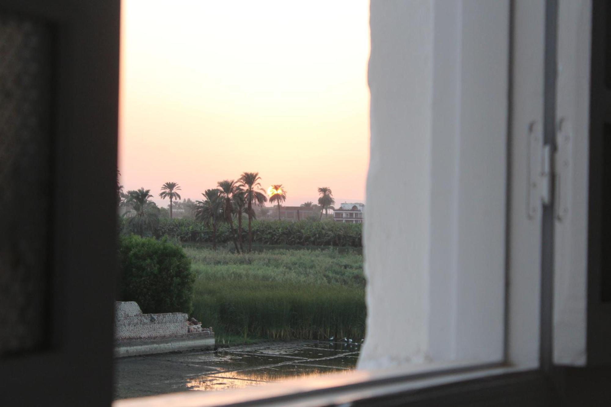 Studio Pool View