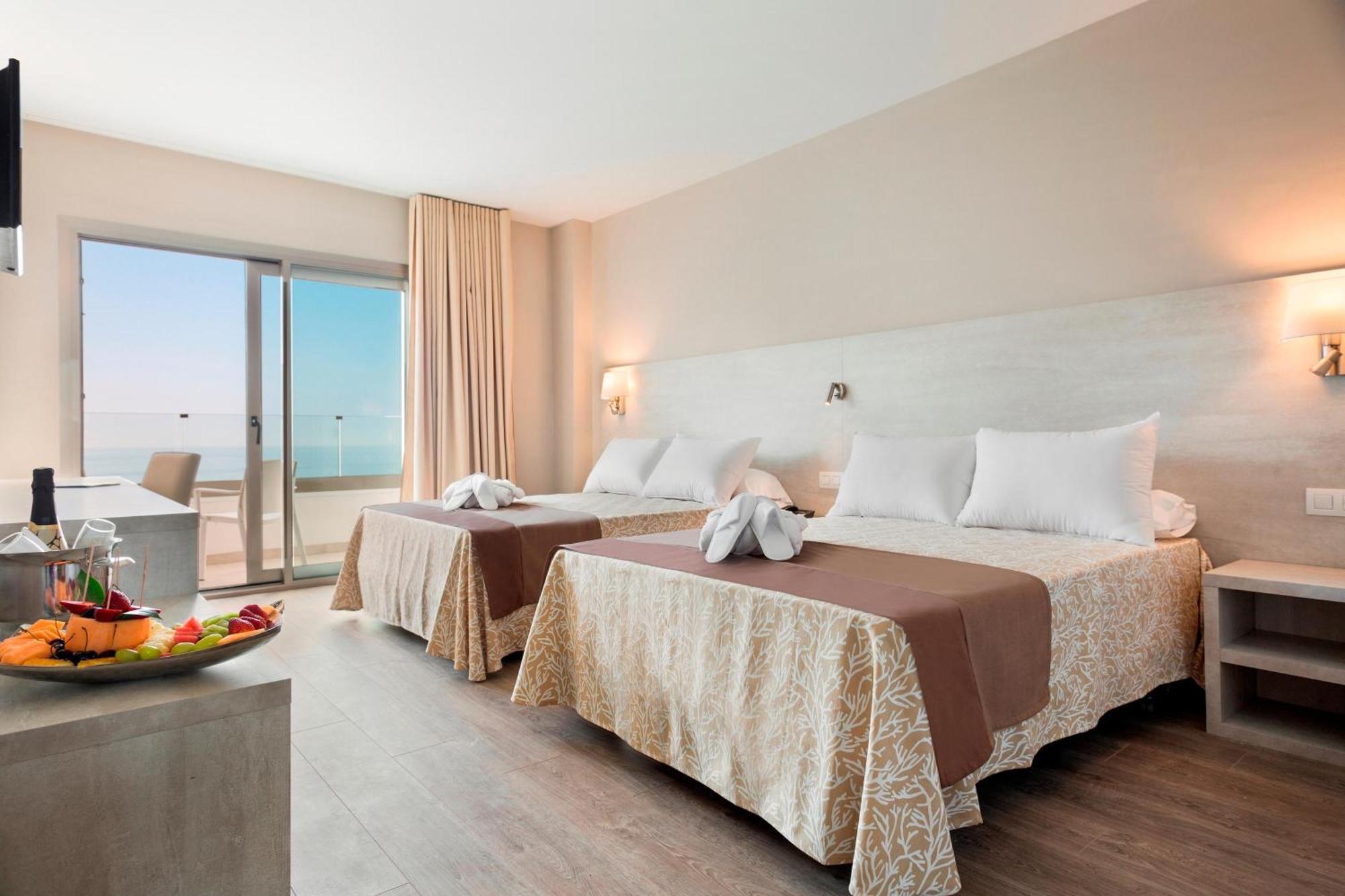Double Room with Sea View (2 Adults),1546255834:JPEG