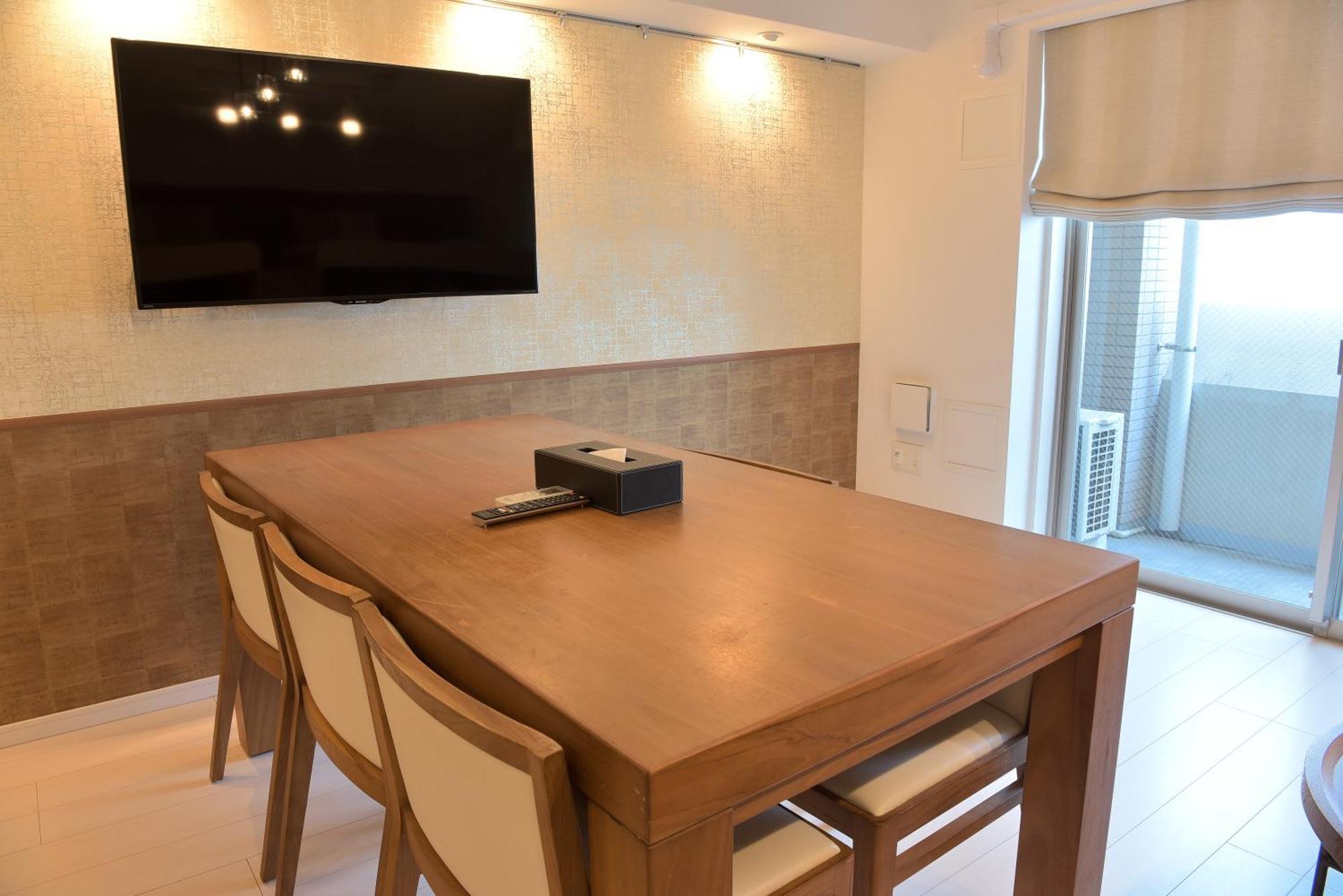 Quadruple Room Dining Room