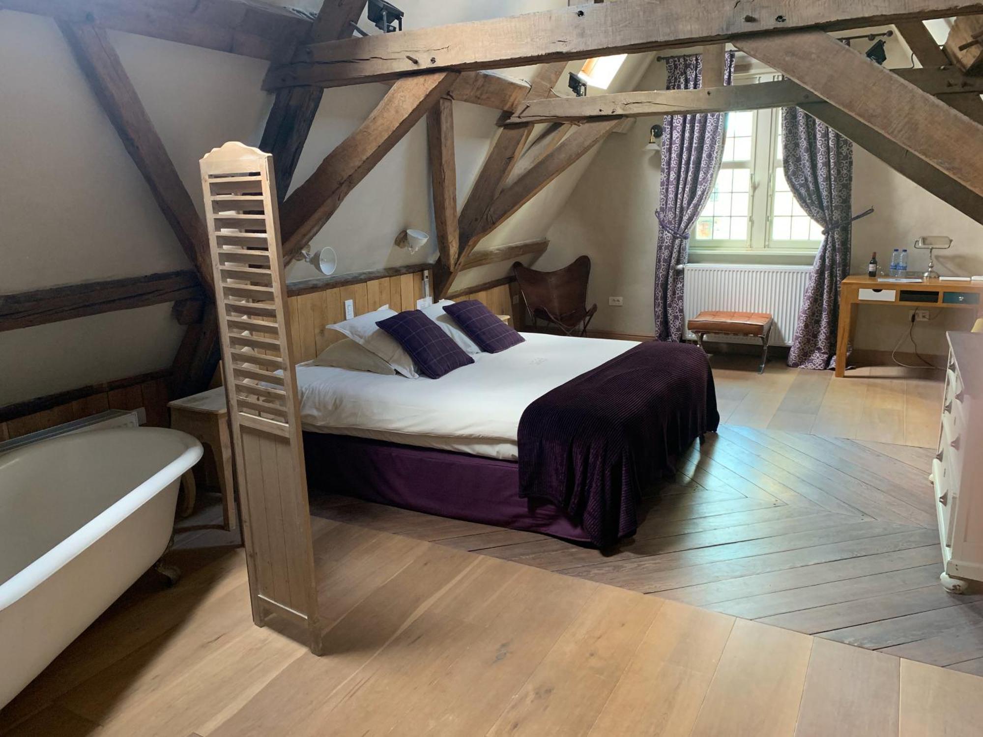 Deluxe Double or Twin Room City View