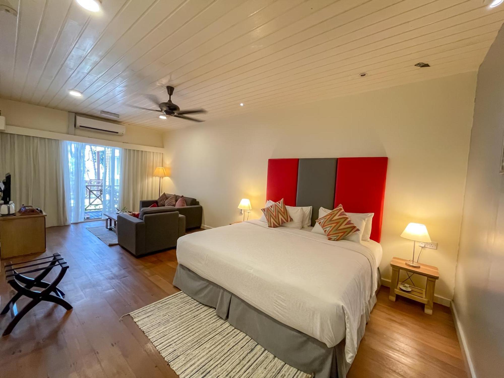 Beach Suite King Return Boat Transfer