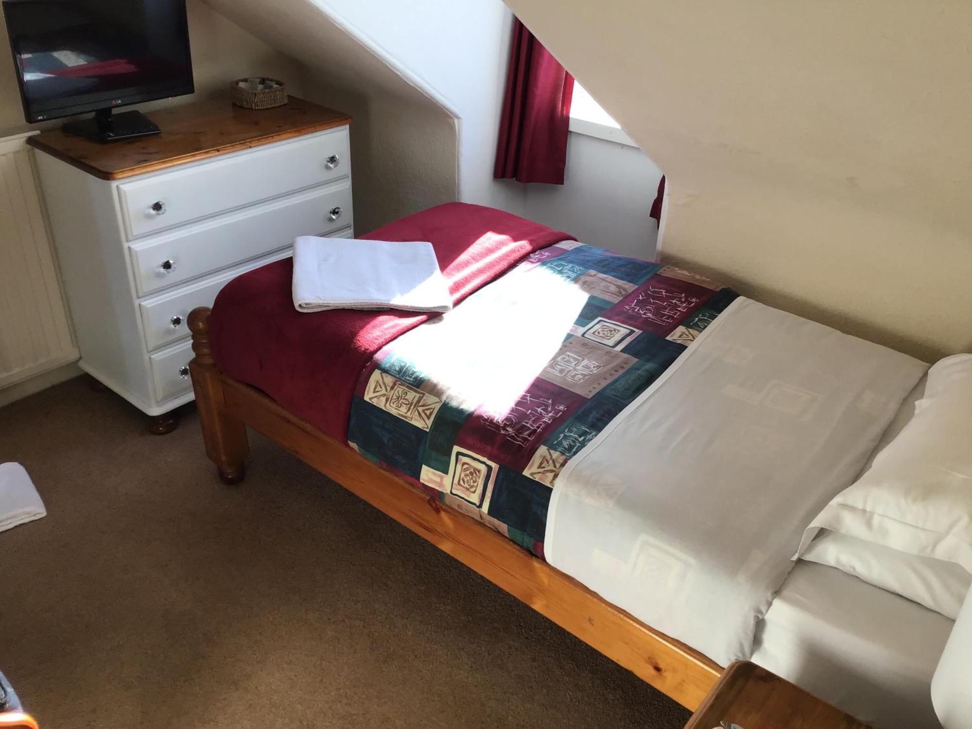 Budget Single Room