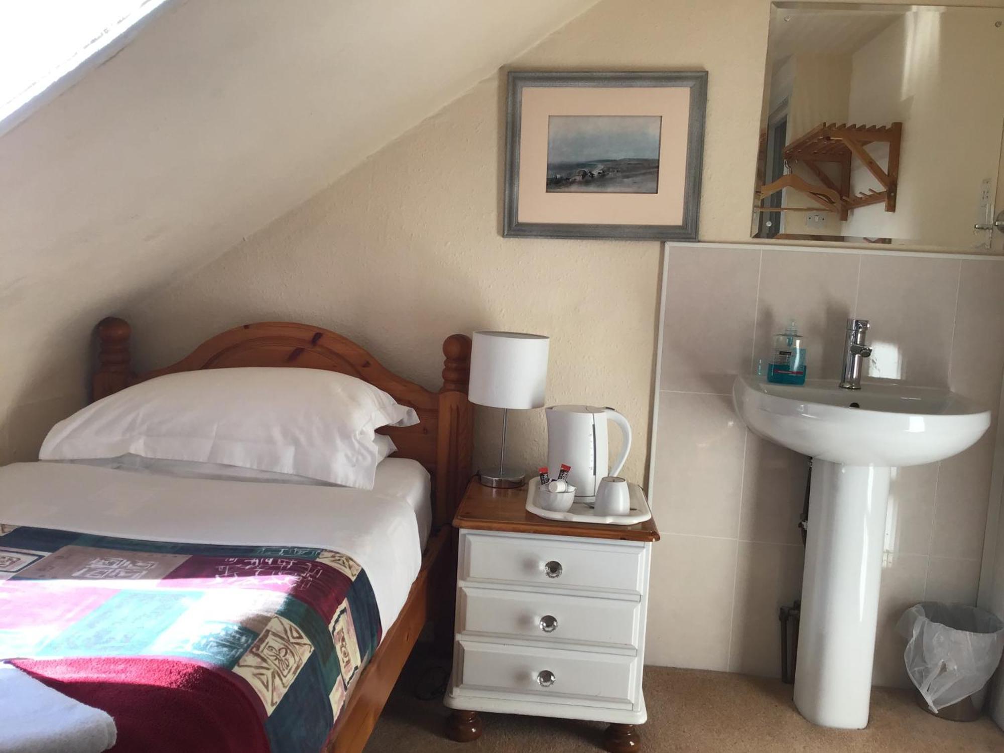 Budget Single Room