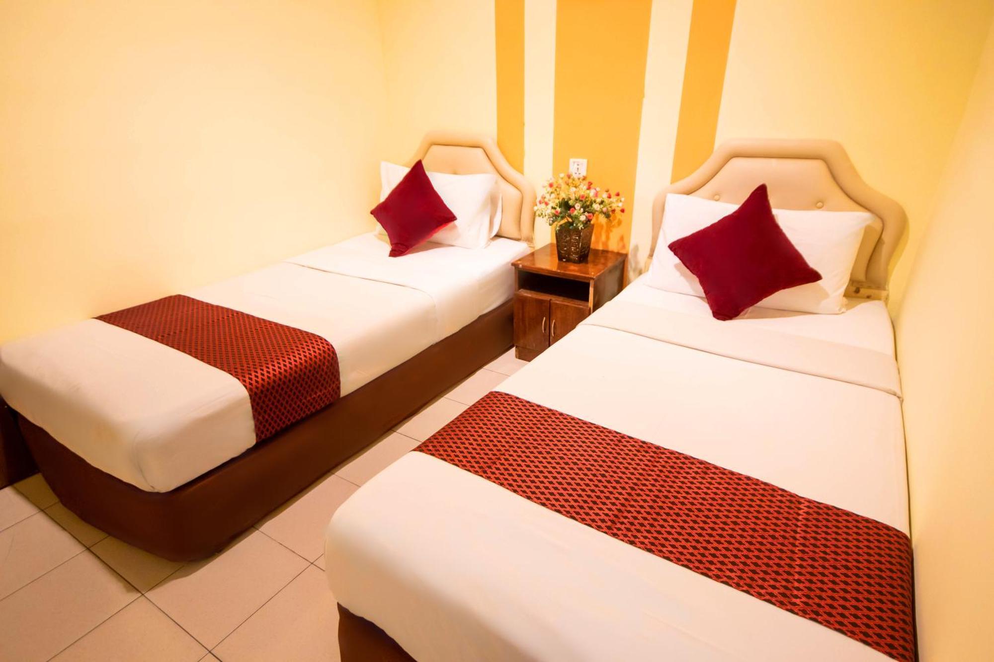 Superior Twin Room No Window