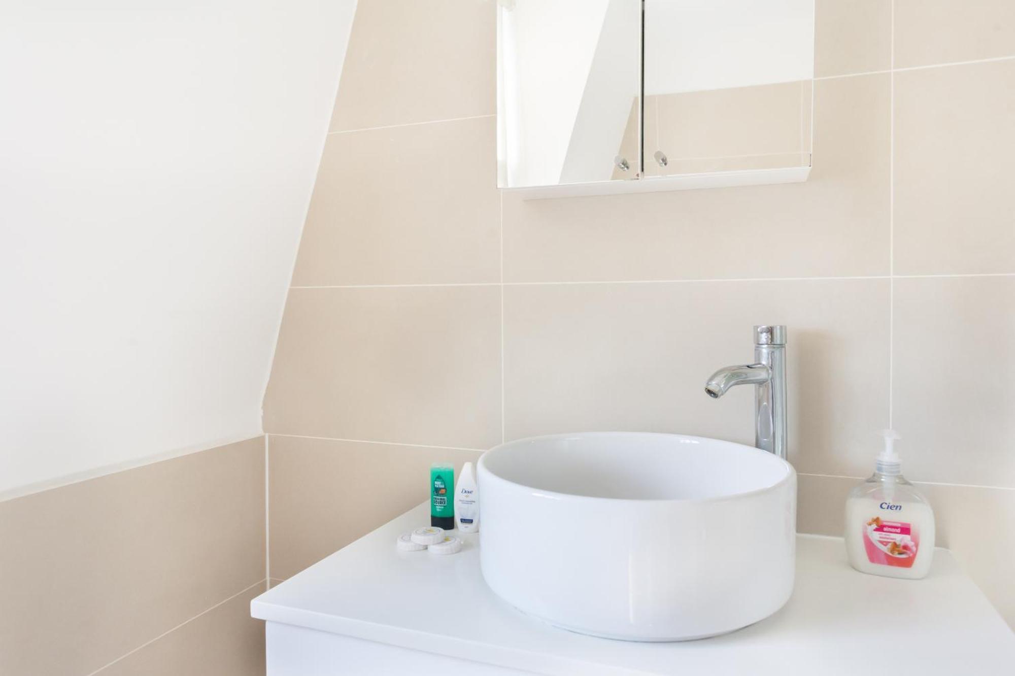 Quadruple Room Private Bathroom