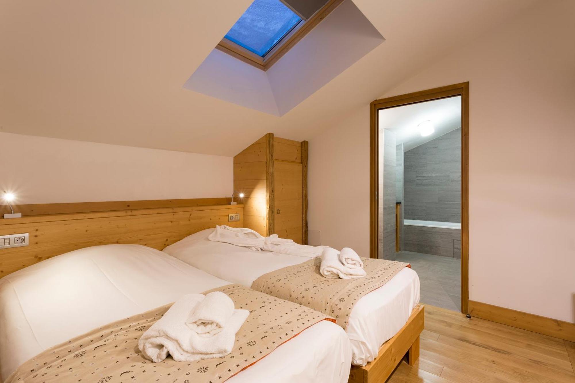 Four-Bedroom Duplex Apartment 8