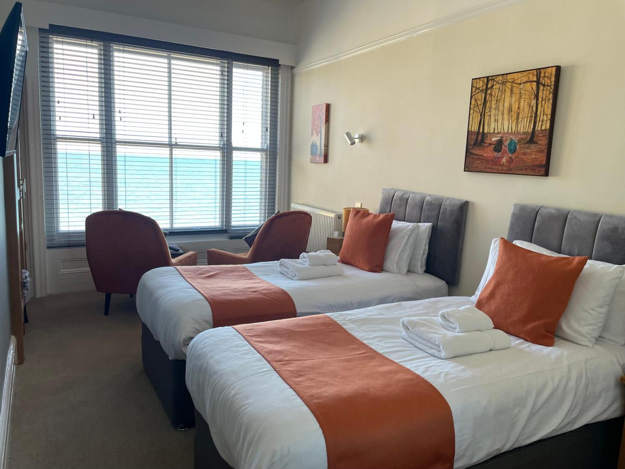 Twin Room with Sea View