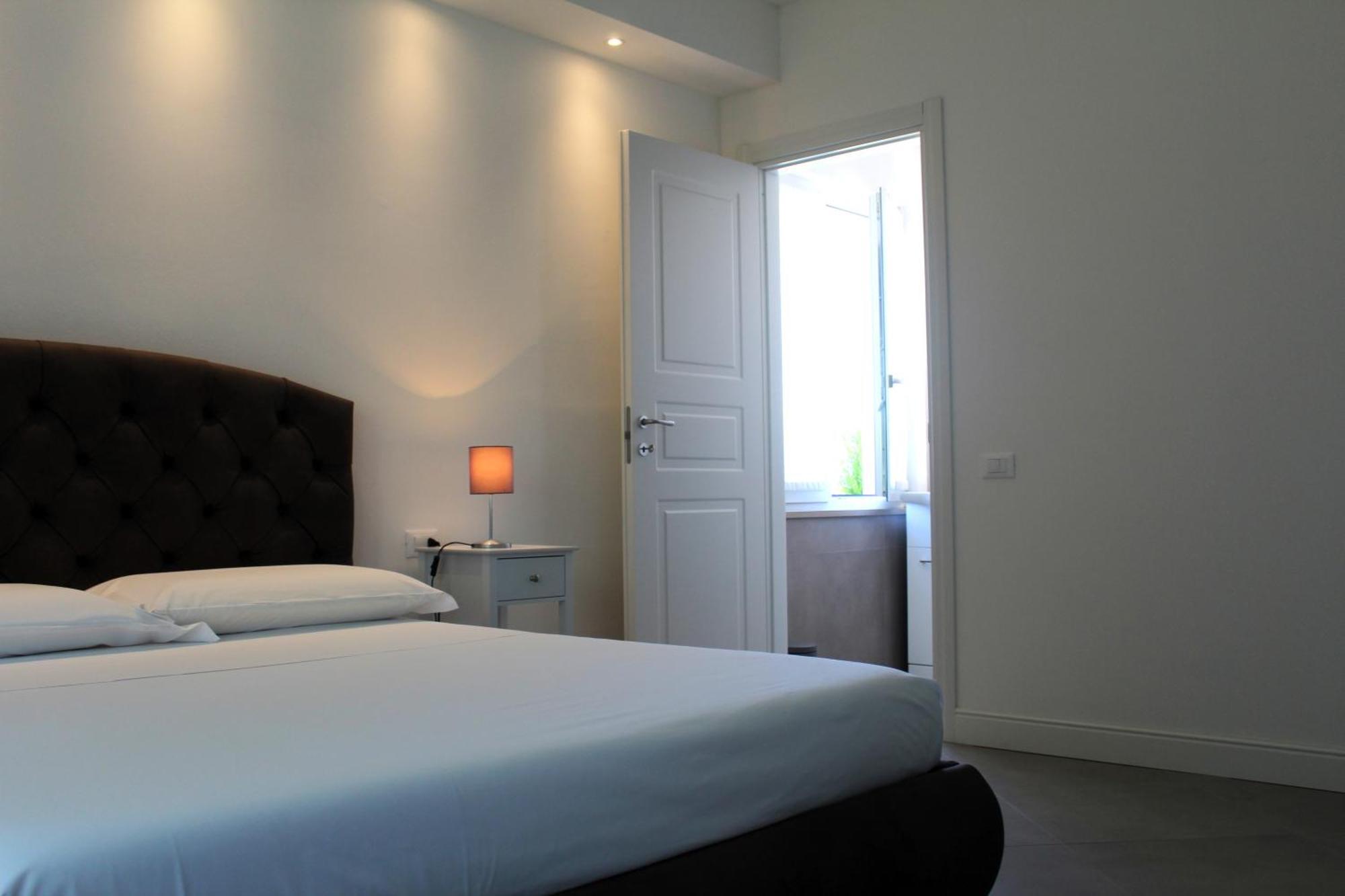 Double Room Private Bathroom