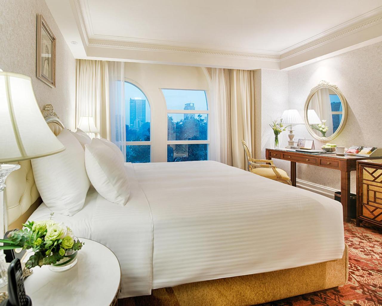 Double Room Lake View