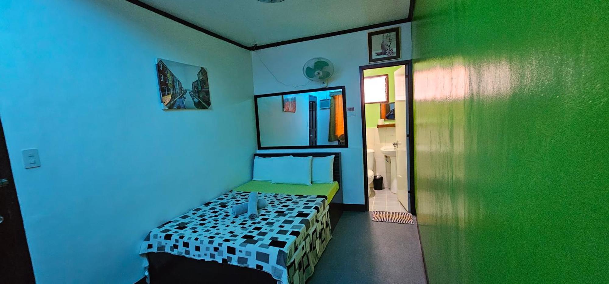 Double Room Private Bathroom