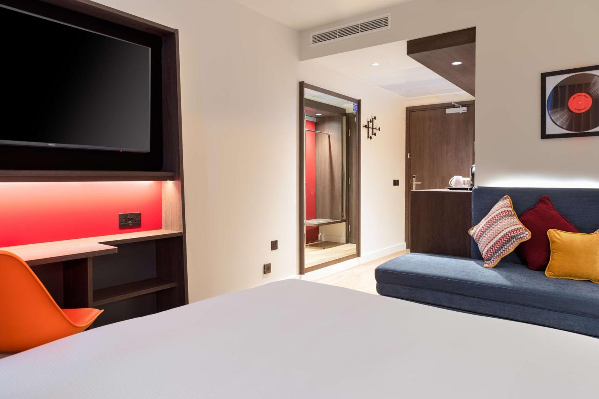 Queen Room Sofa Bed