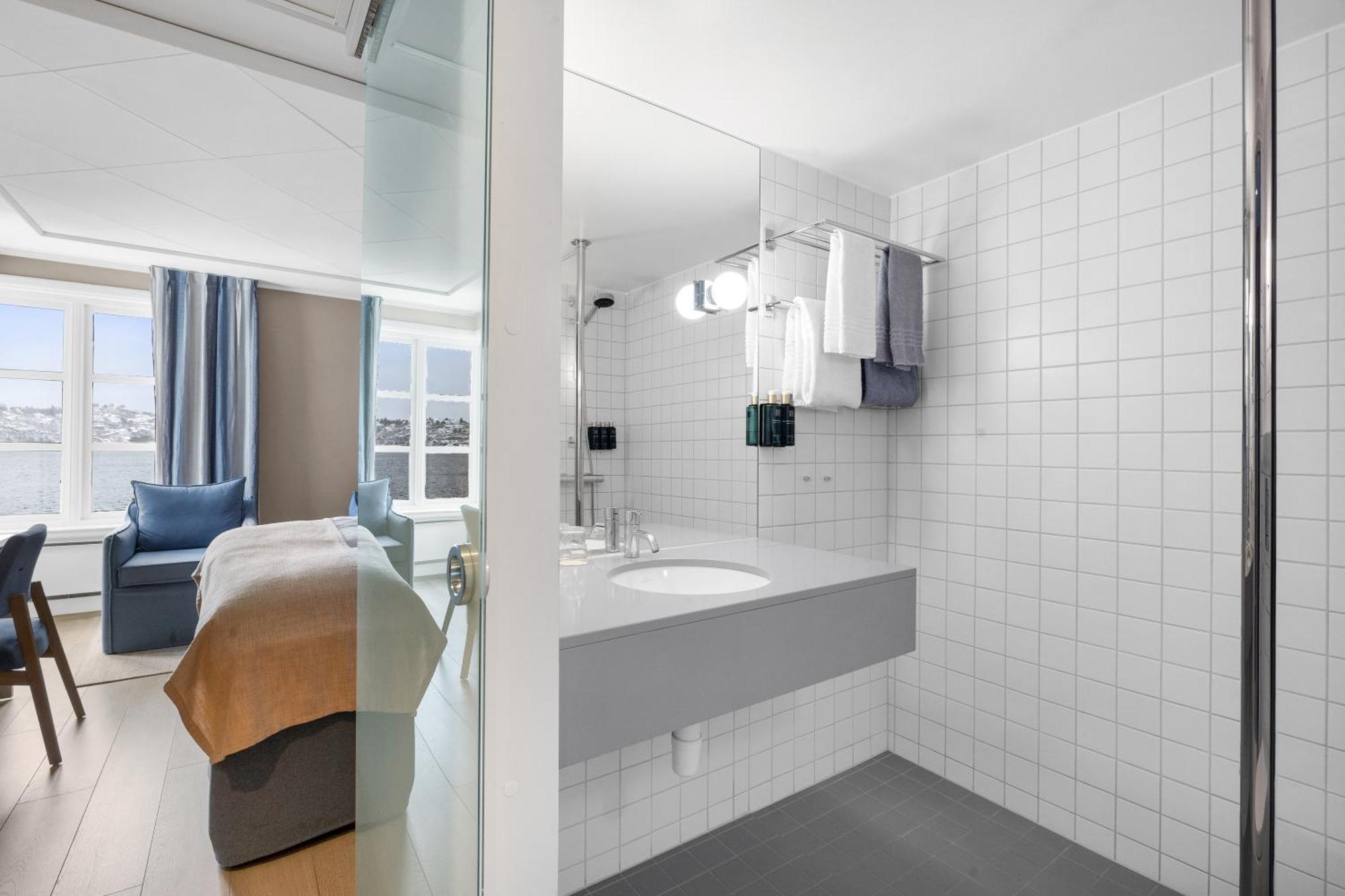 Superior Double or Twin Room Sea View