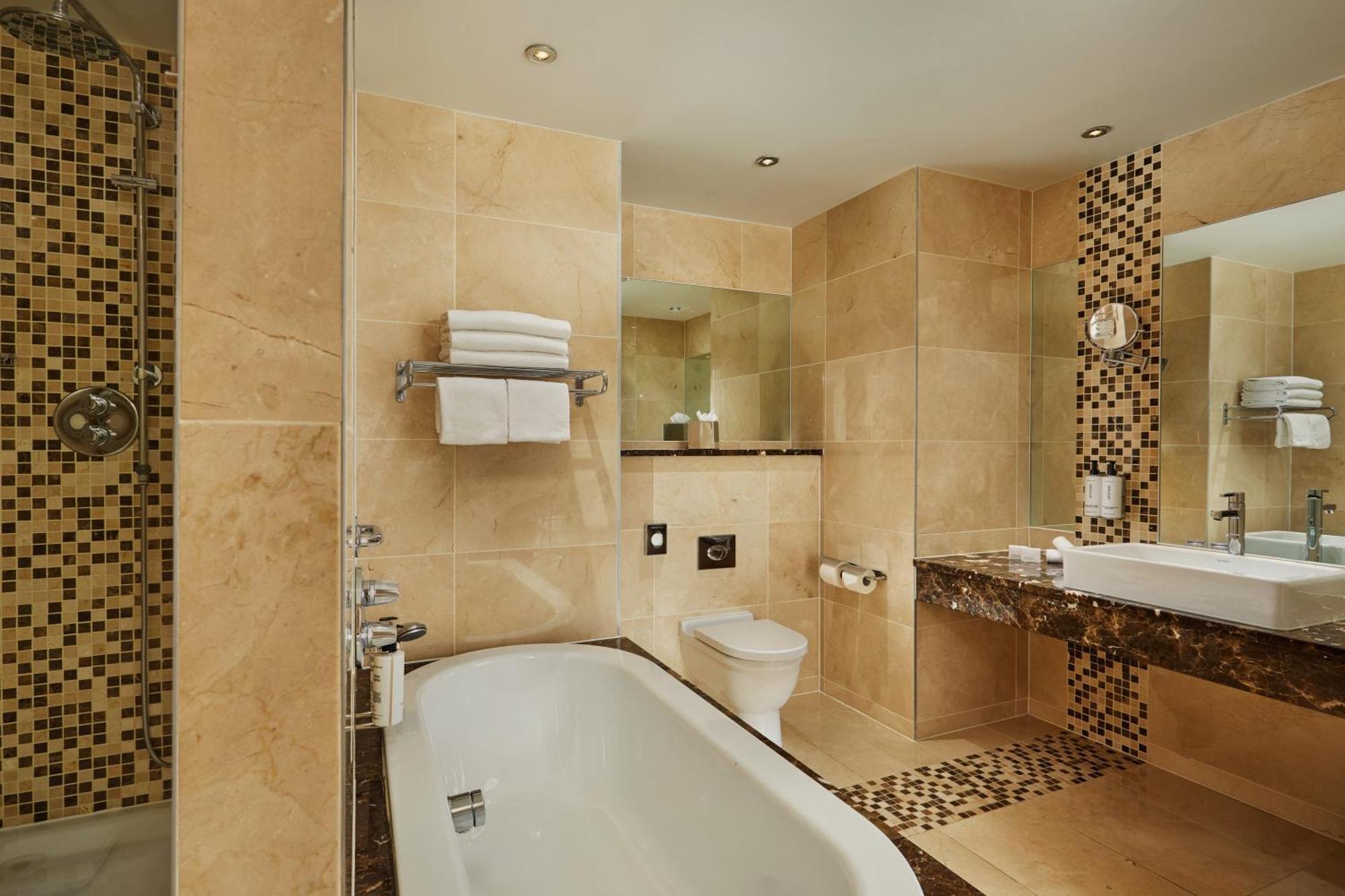 Junior Suite,1547784697:JPEG