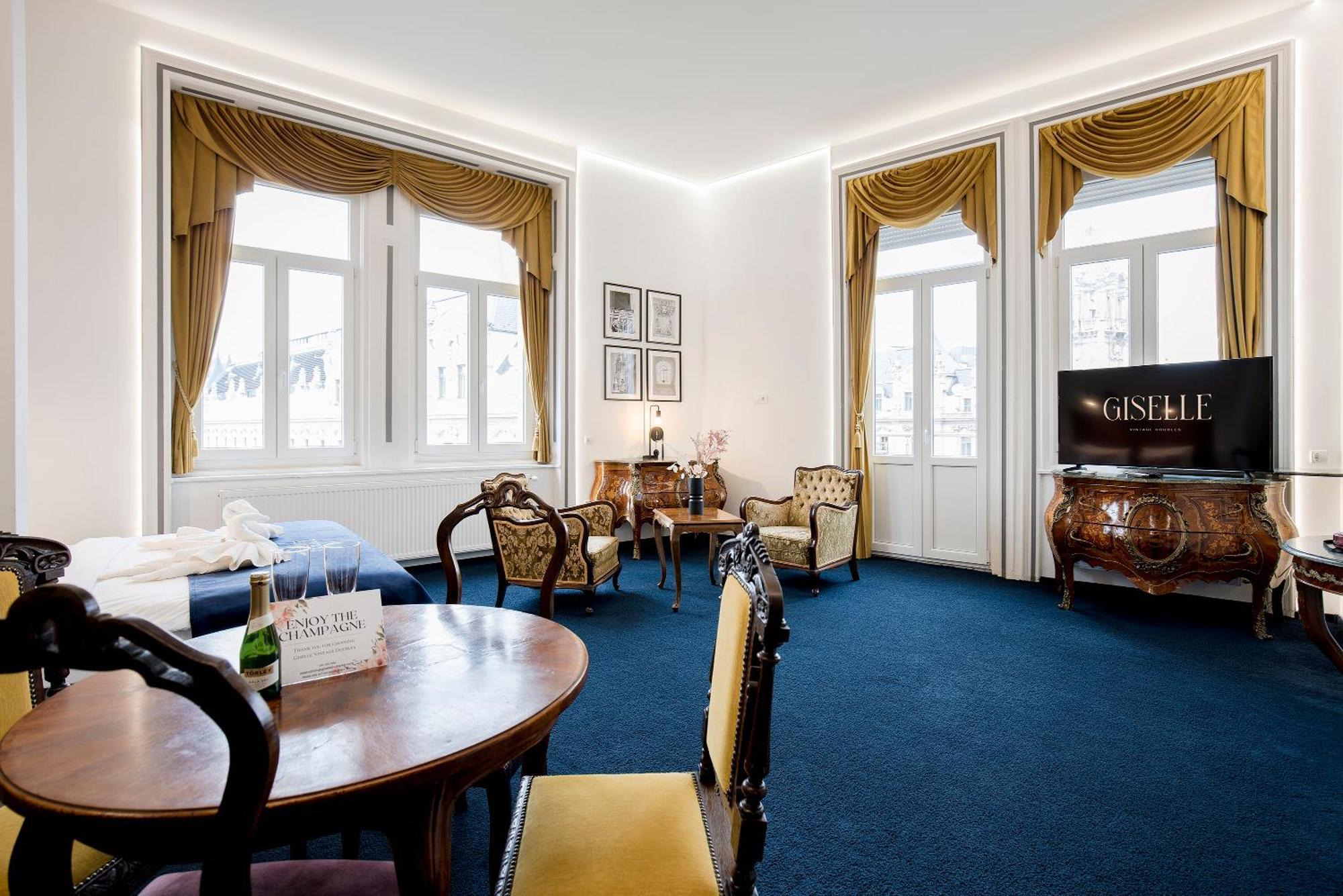 Superior Suite