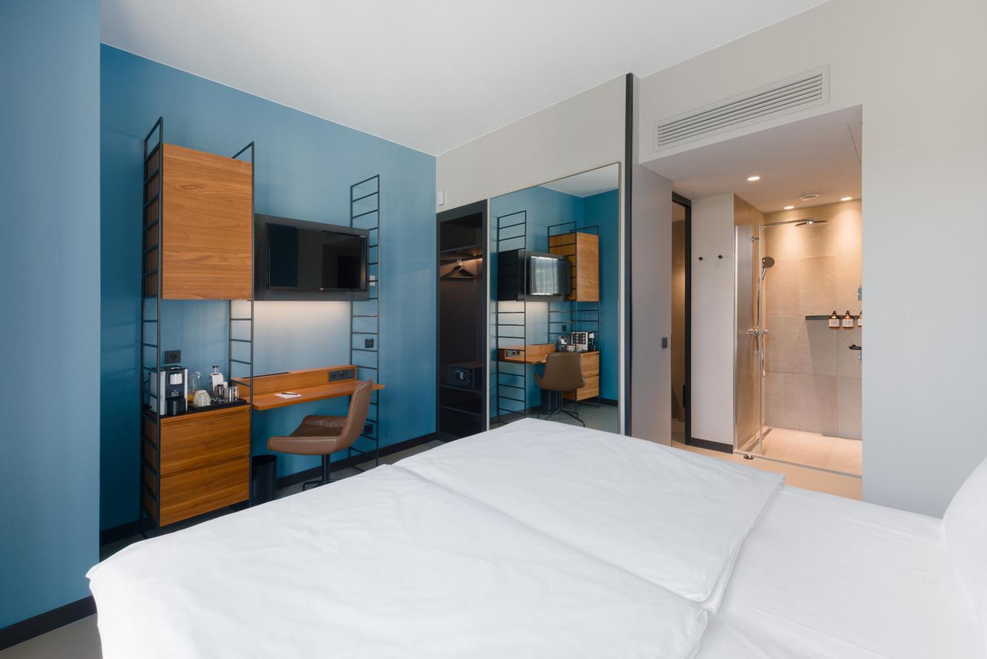Urban Room