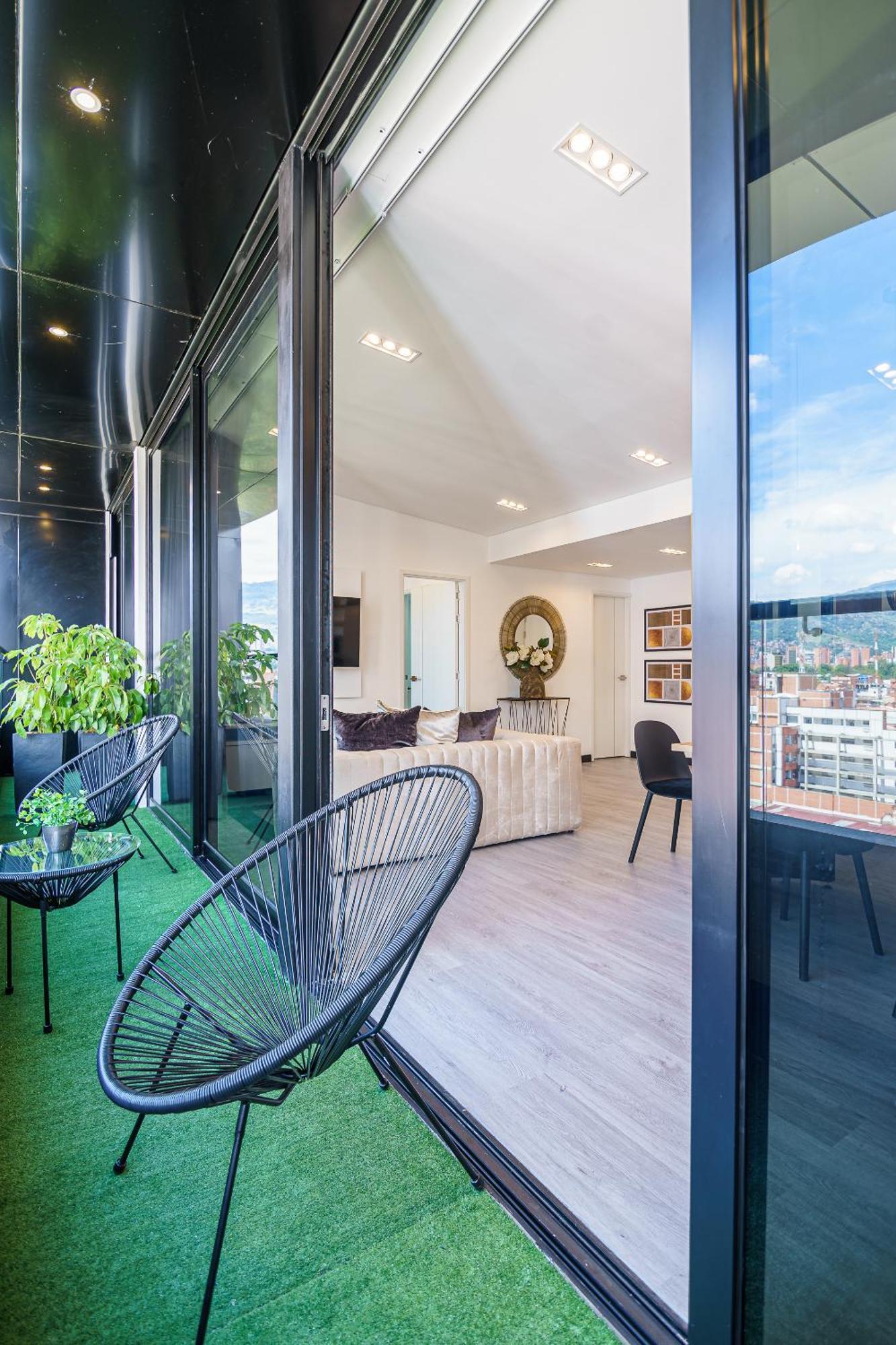 Apartment Balcony,1548269695:JPEG