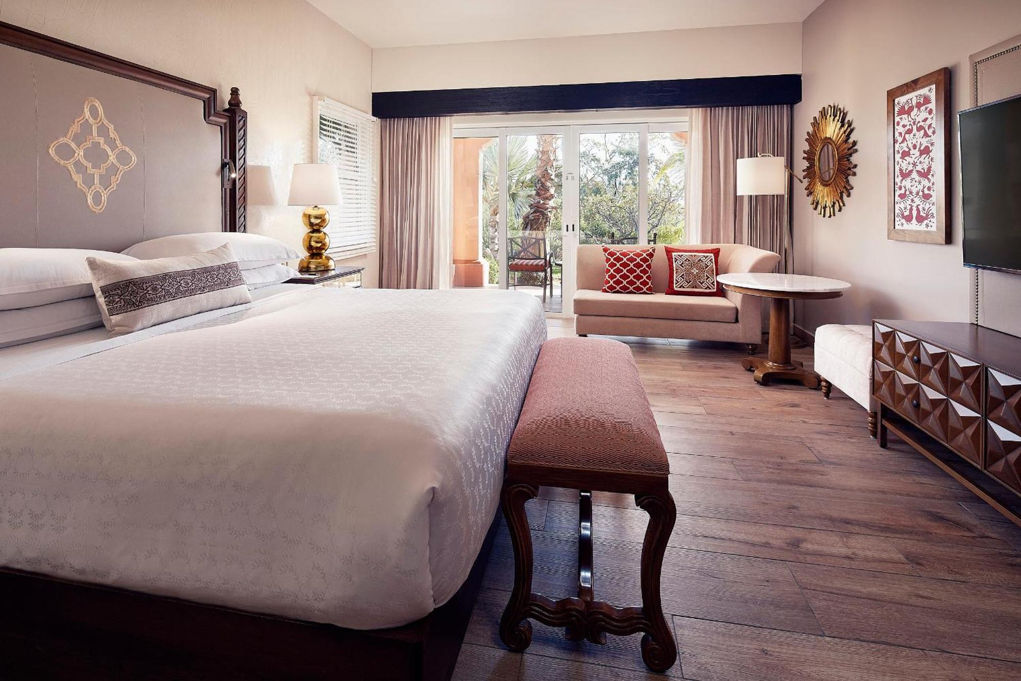 Adult Only King Room with Garden View and Balcony