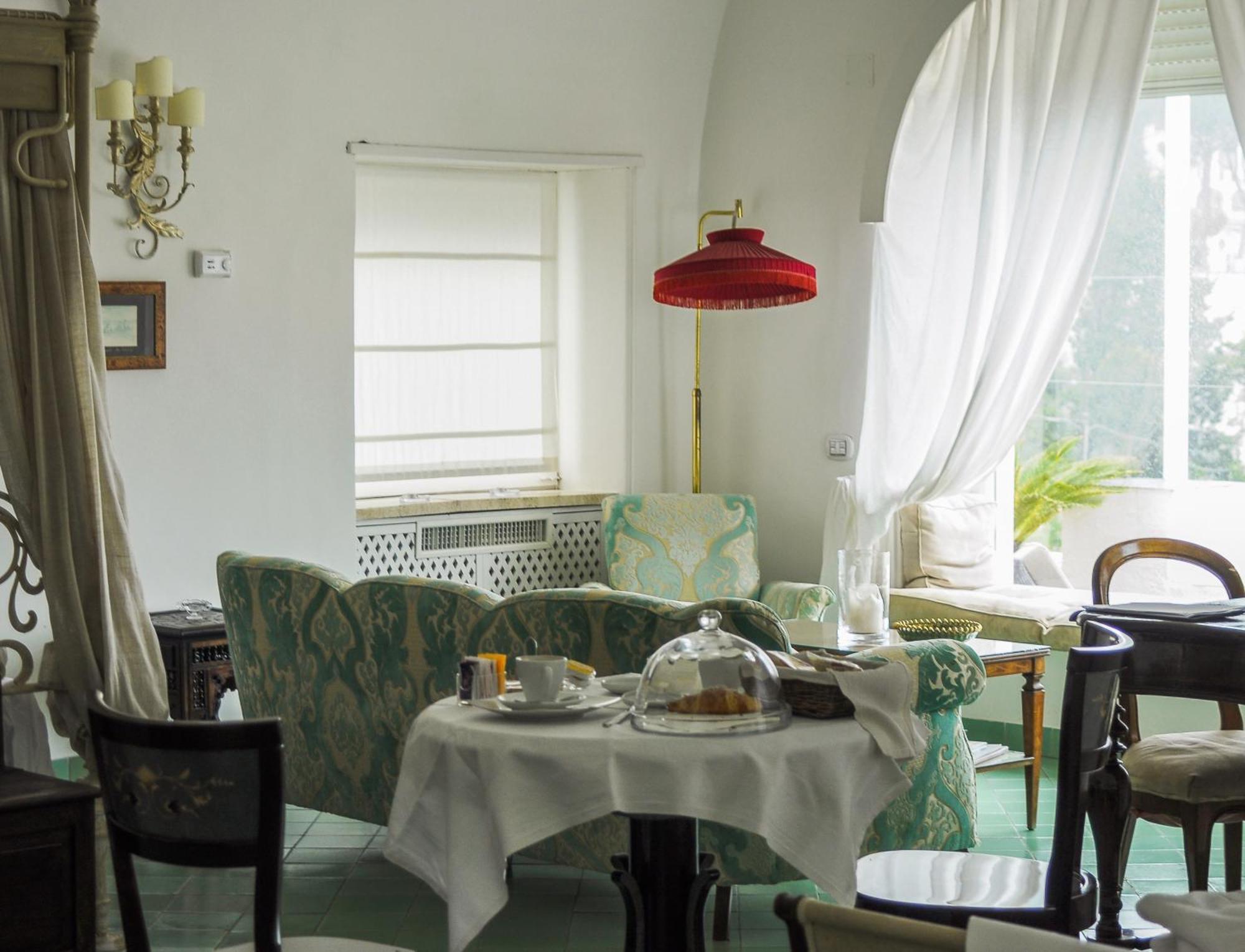 King Junior Suite with Terrace,253972109:JPEG