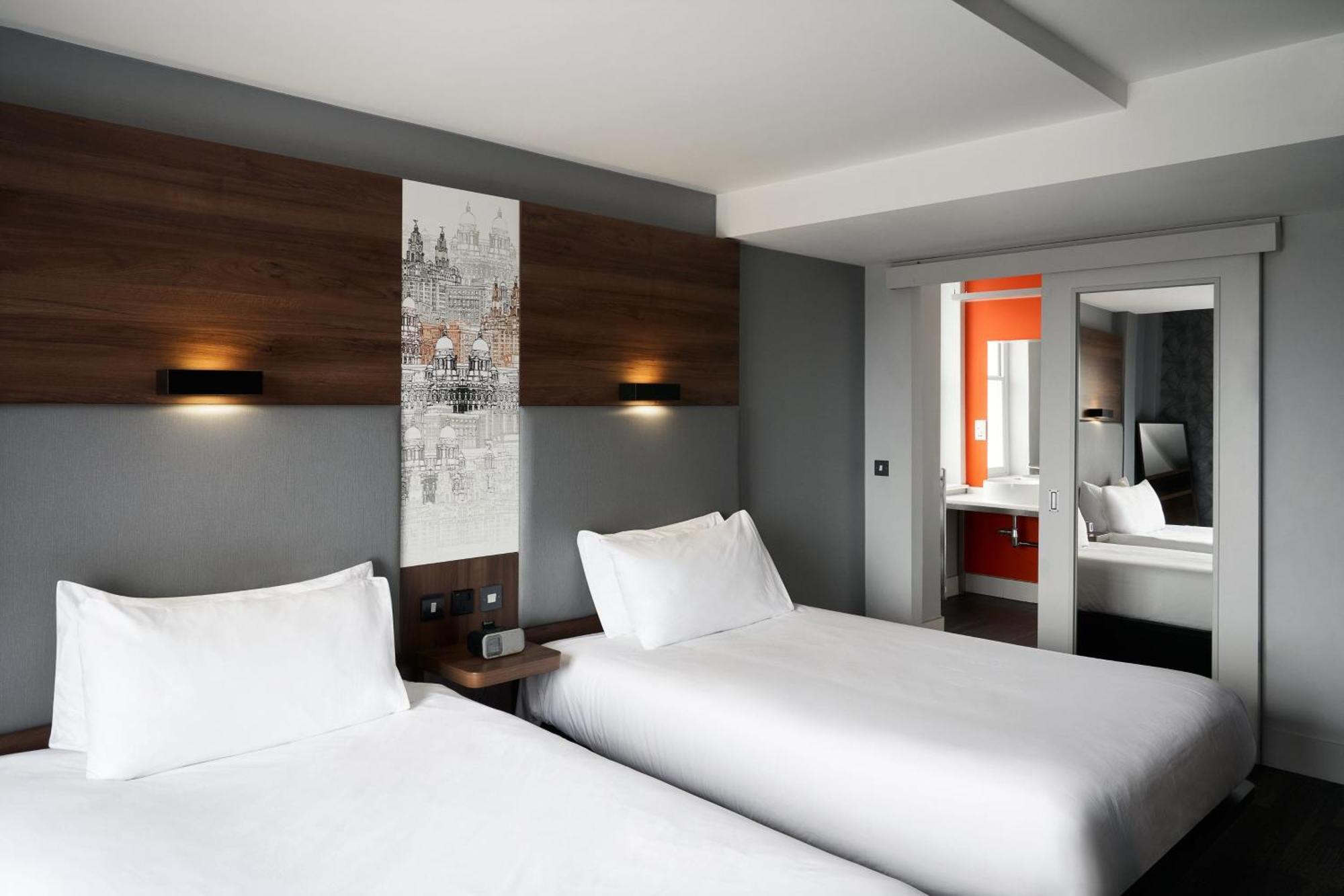Aloft Twin Room Guest room 2 Twin or Single Beds,1548643396:JPEG