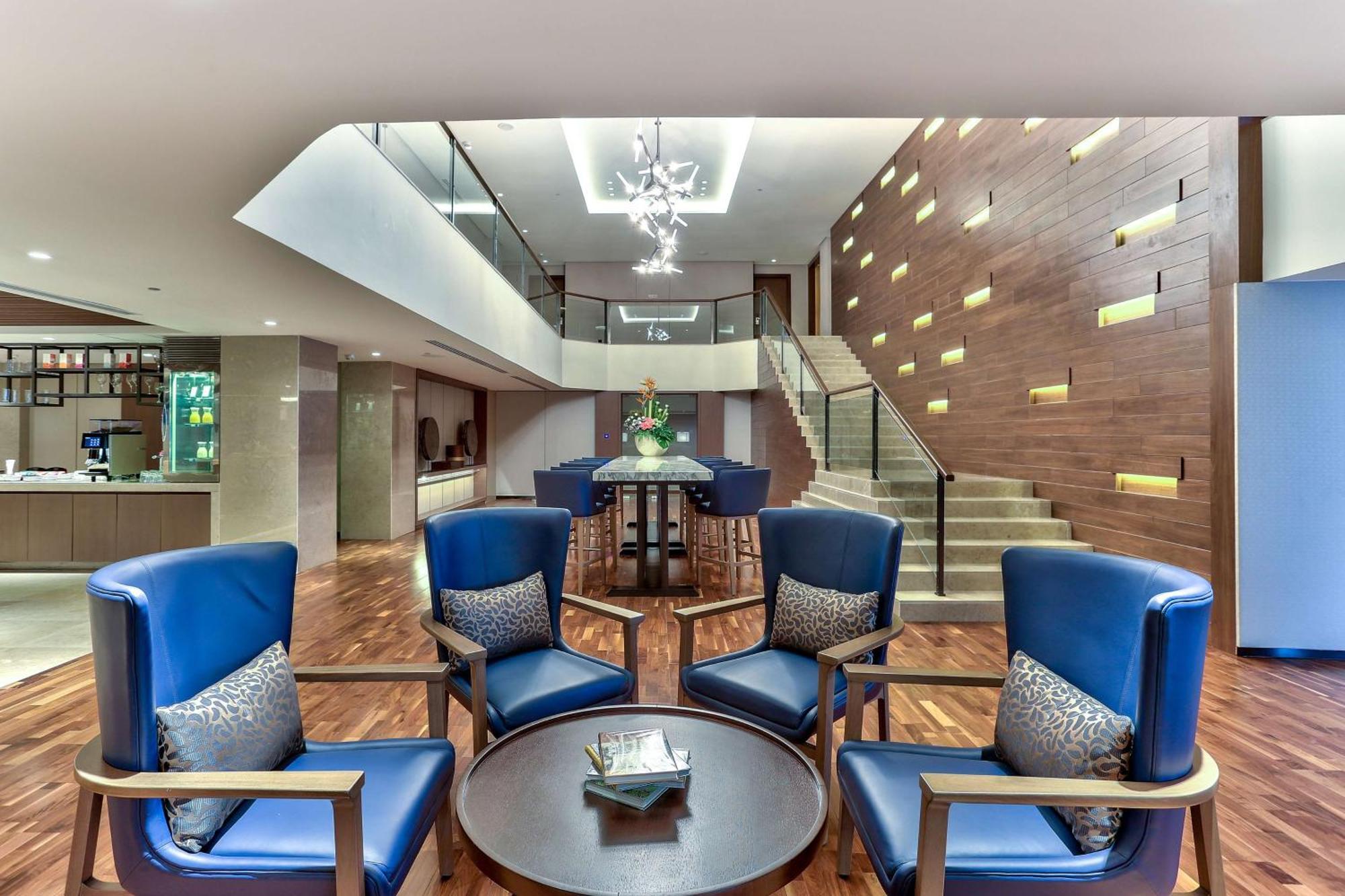 Premium King Room