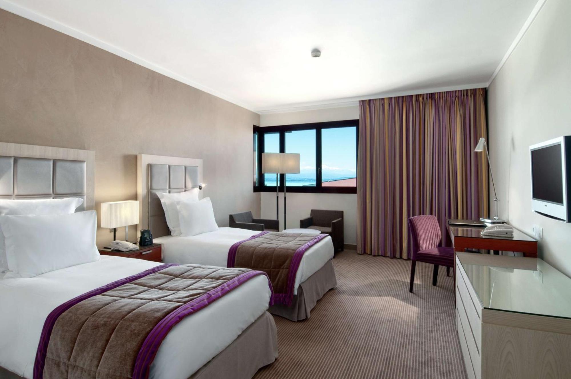 Twin Room,1530938653:JPEG