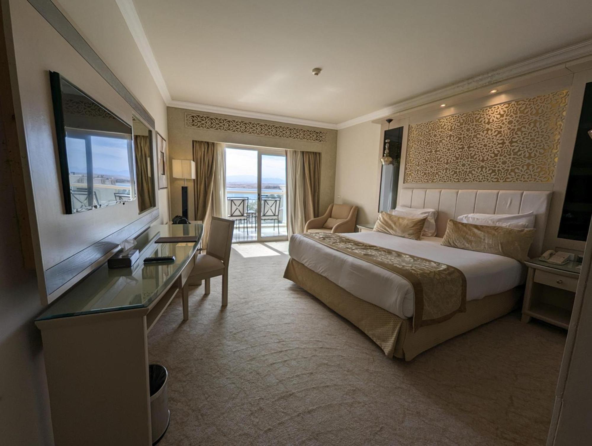Deluxe Room Sea View