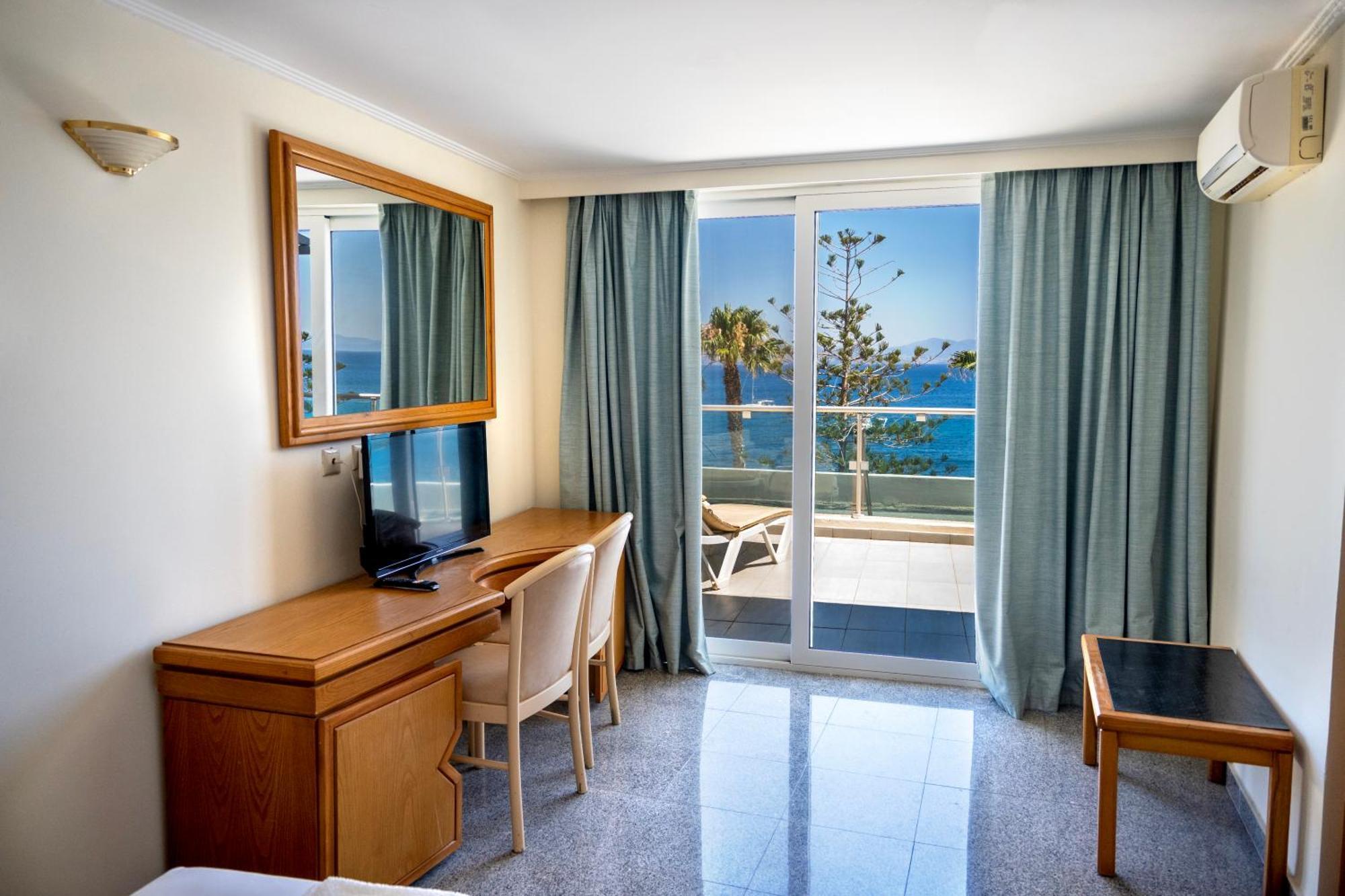 Penthouse Suite Sea View