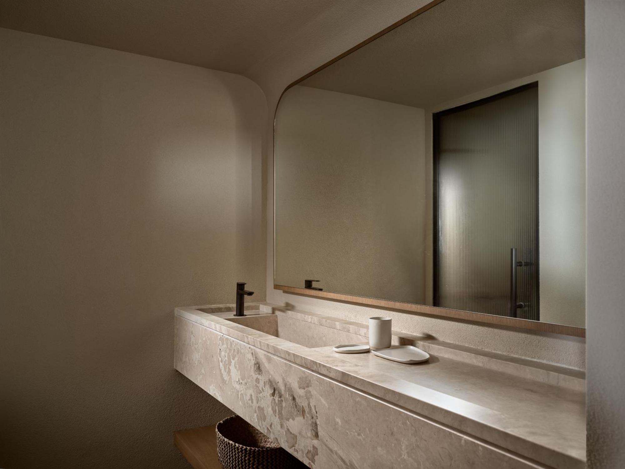 Aeon Suite Inland View