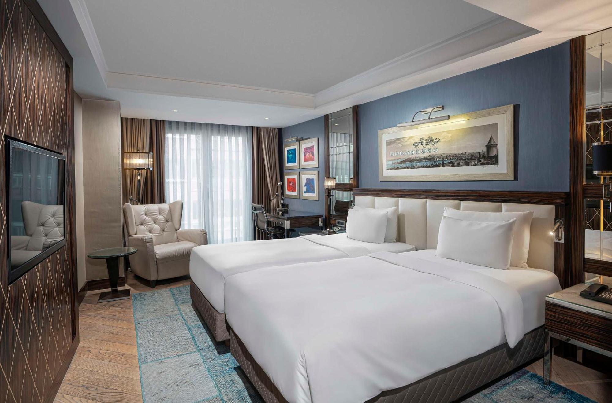 Executive Room
