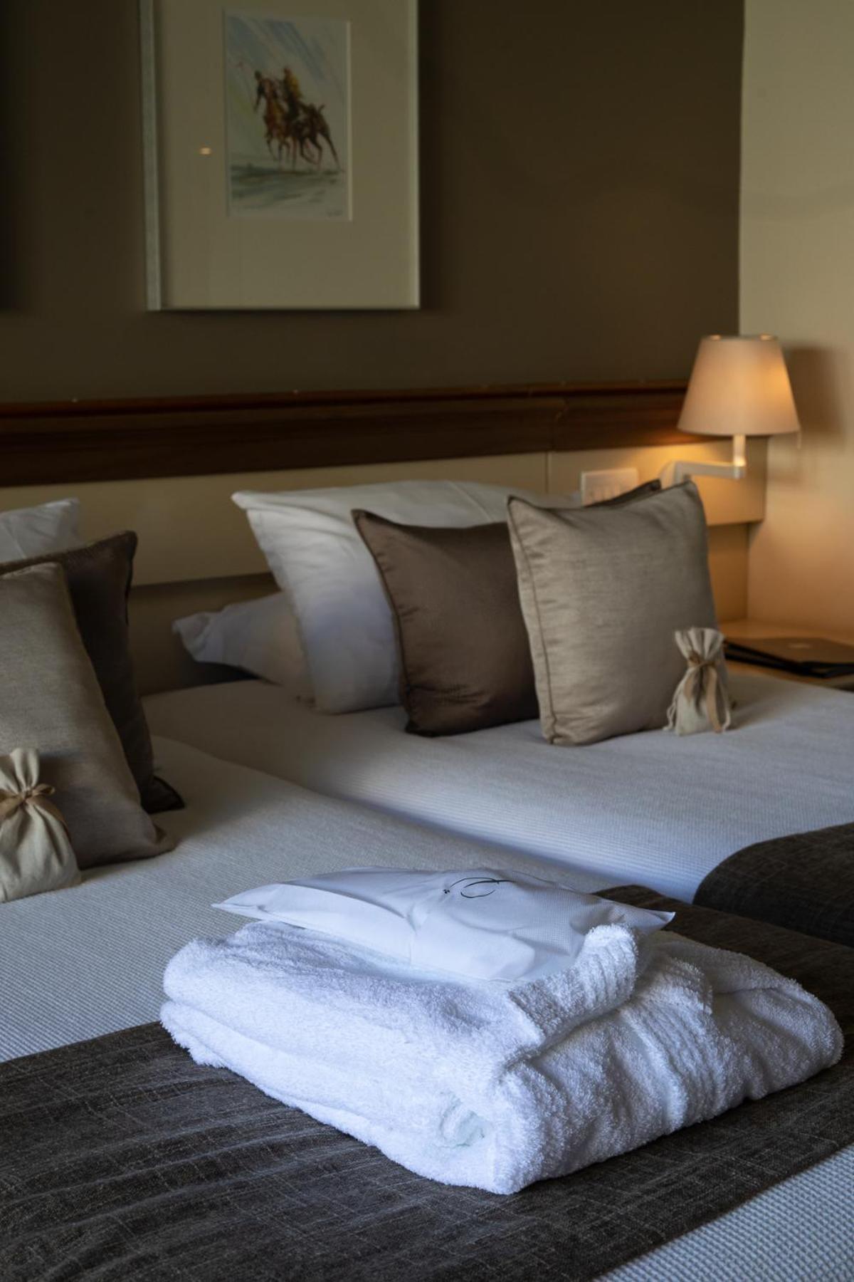 Superior Single Room