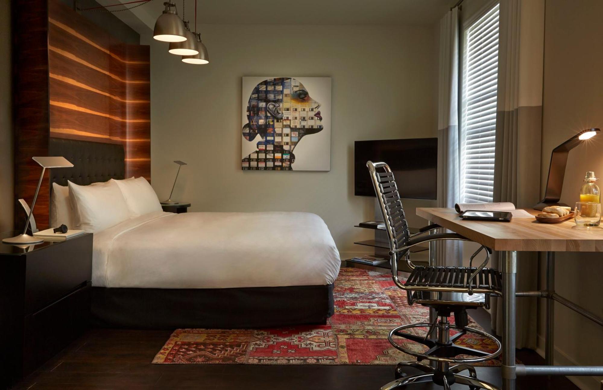 Superior King Room