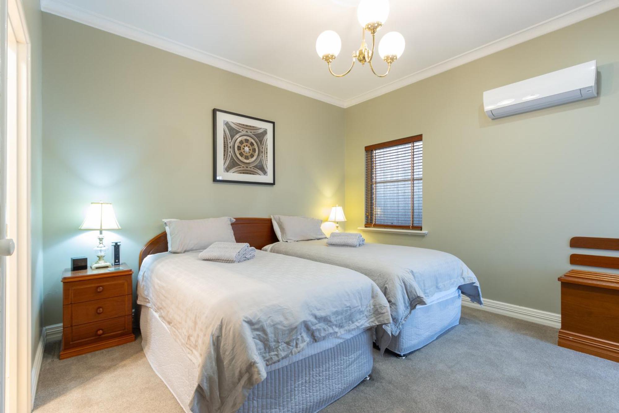 Superior King Twin Room,1549967794:JPEG