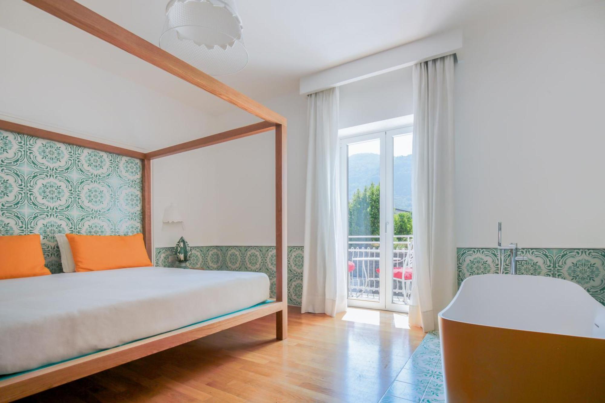 Double Room Bath