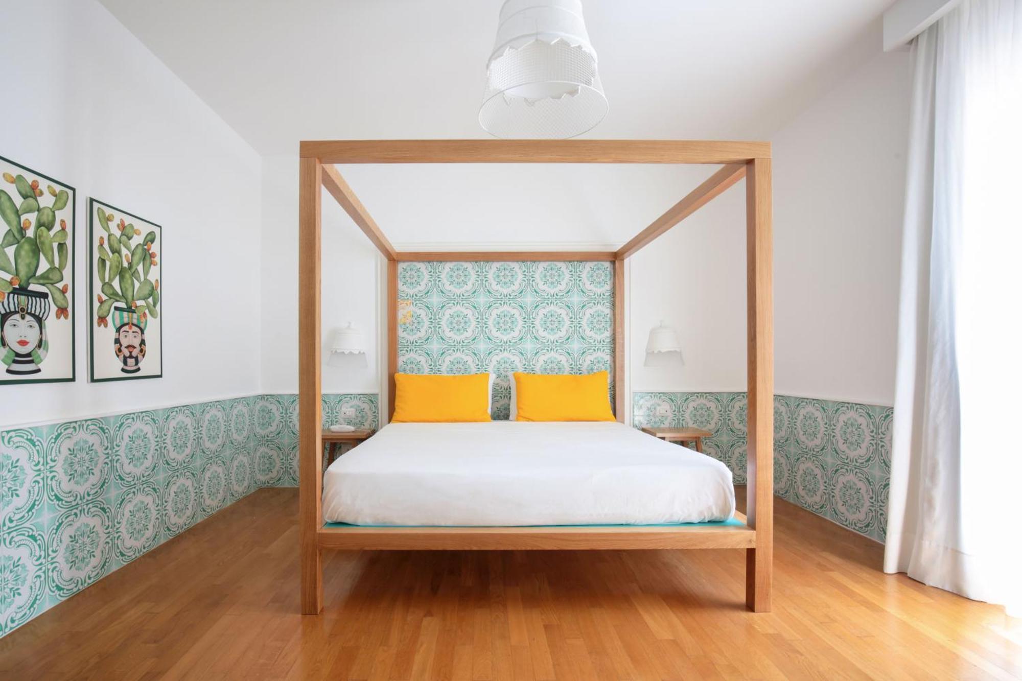 Double Room Bath