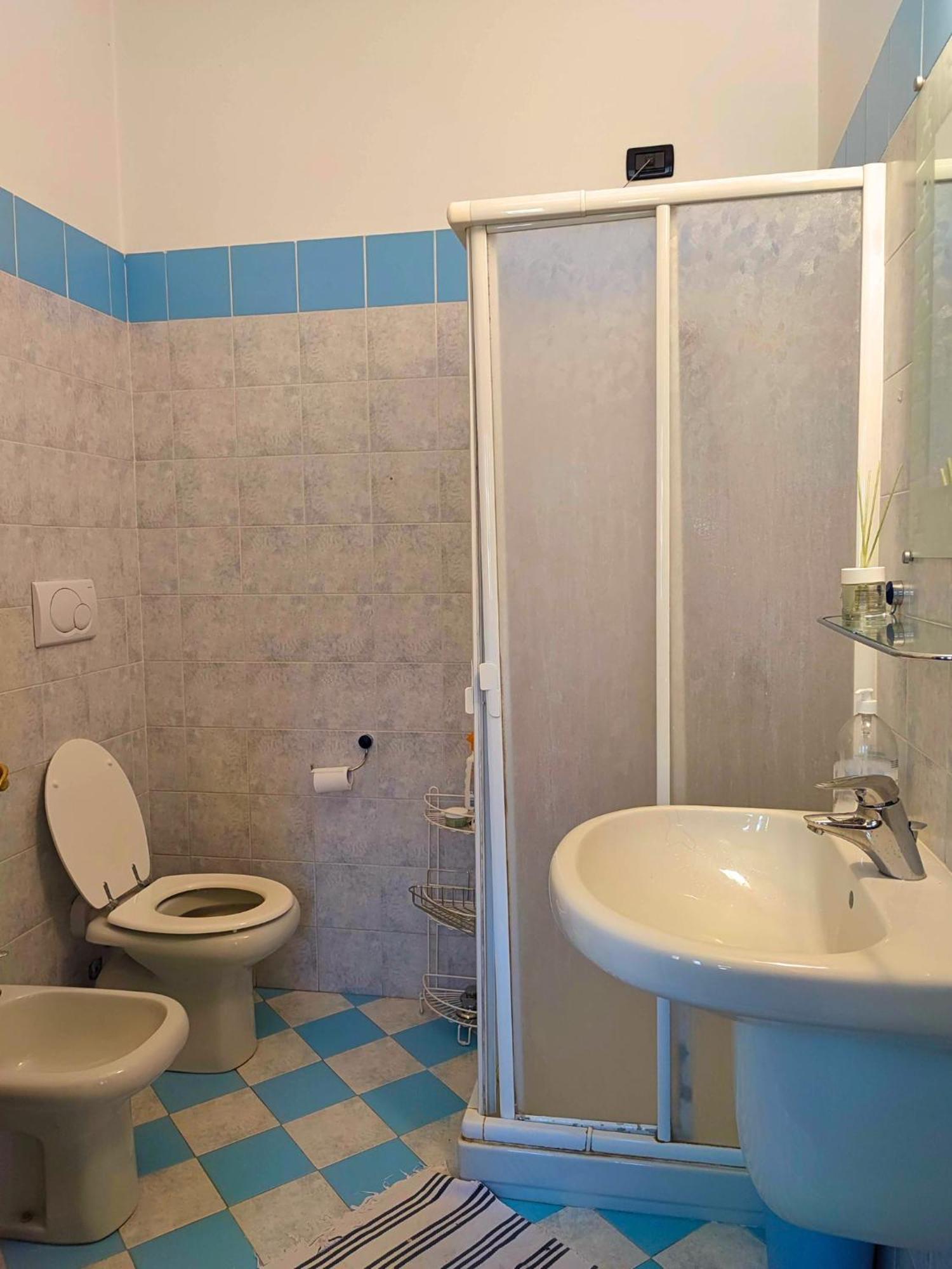Camera Singola Standard con Bagno in Comune