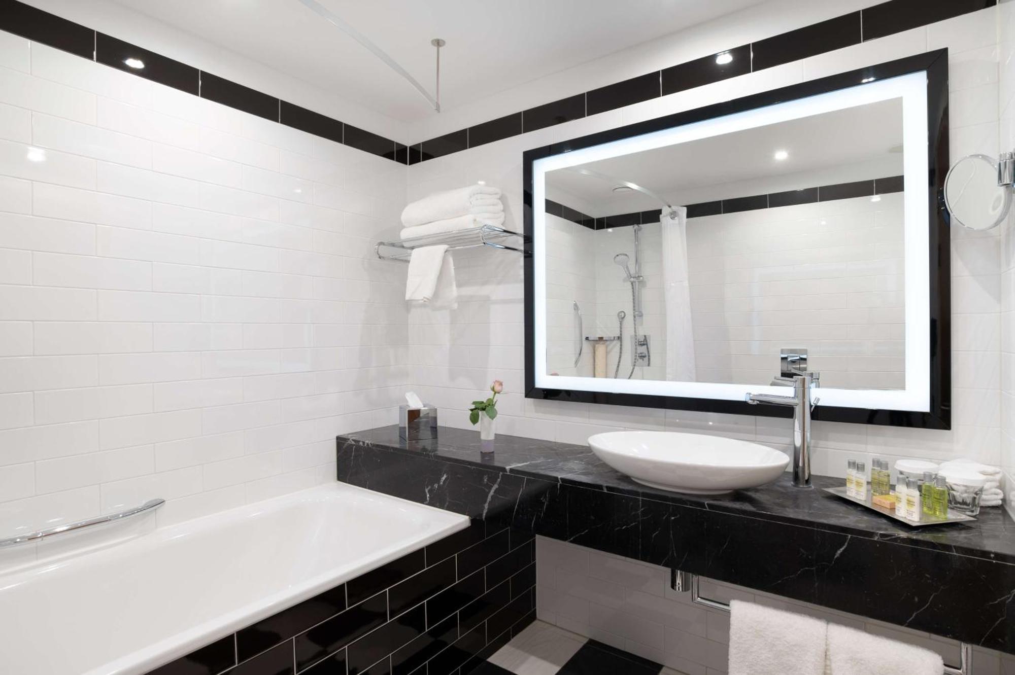 Executive Twin Room,1550915755:JPEG